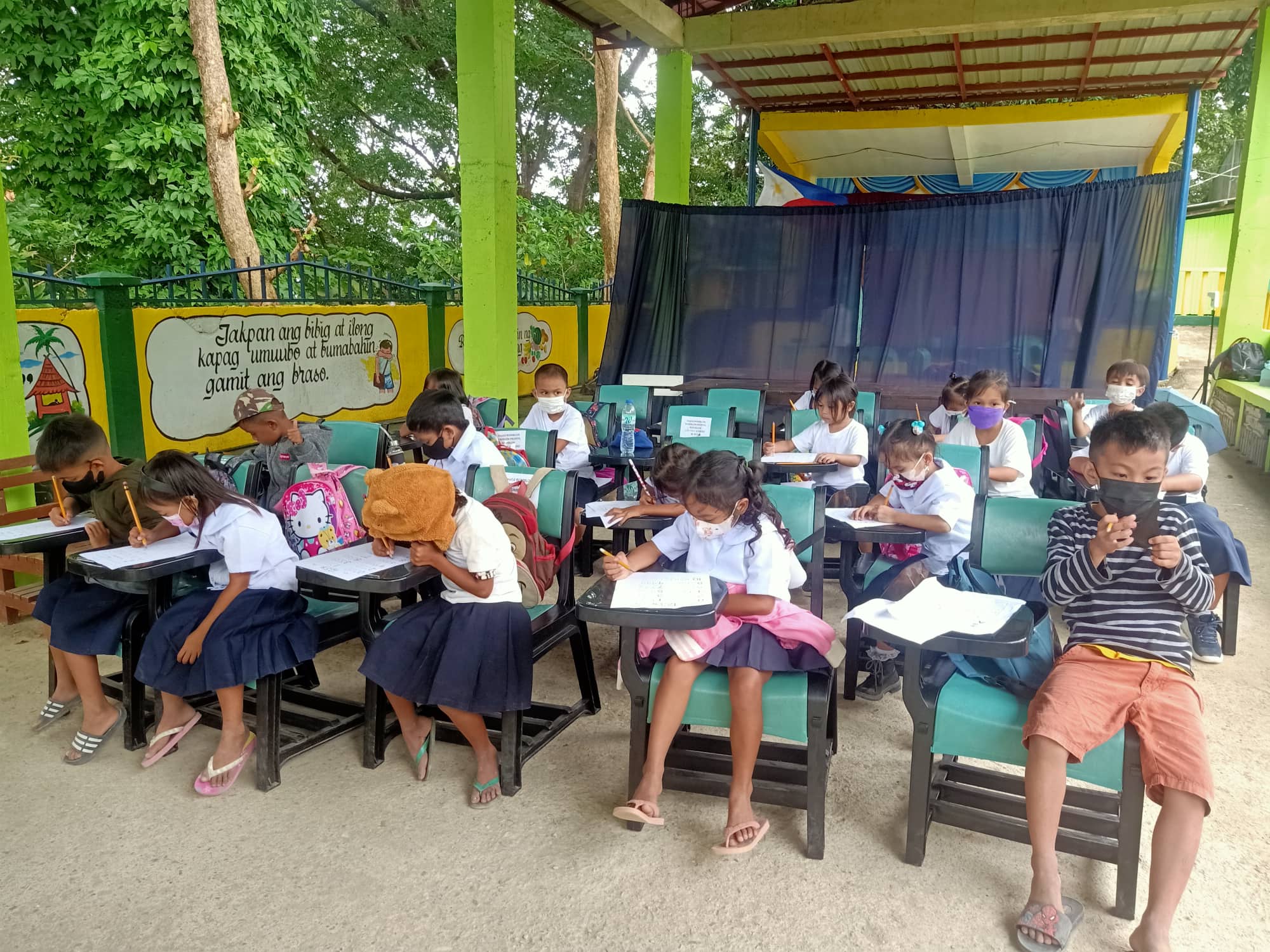 DepED Romblon - ANG BATANG ROMBLOMANON AY TUNAY NA BATANG... | Facebook