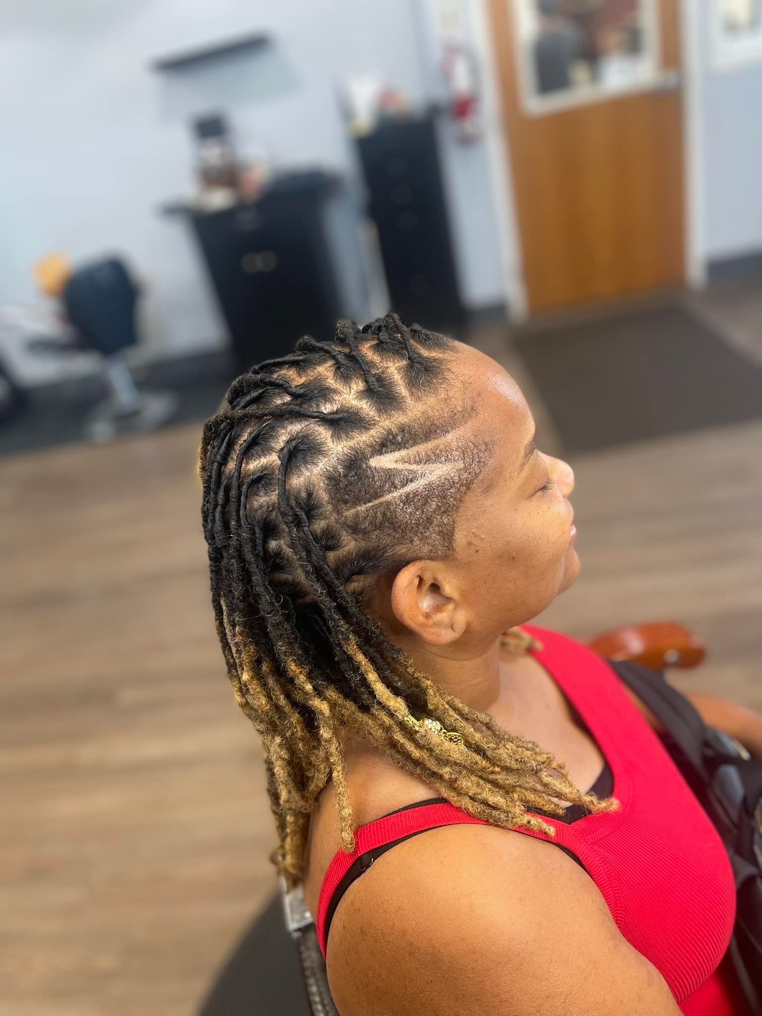 Rayzor - 🚨🗣NEW BARBER ALERT🚨 Rayzor Sharp welcomes Mr. Athell Kim to ...