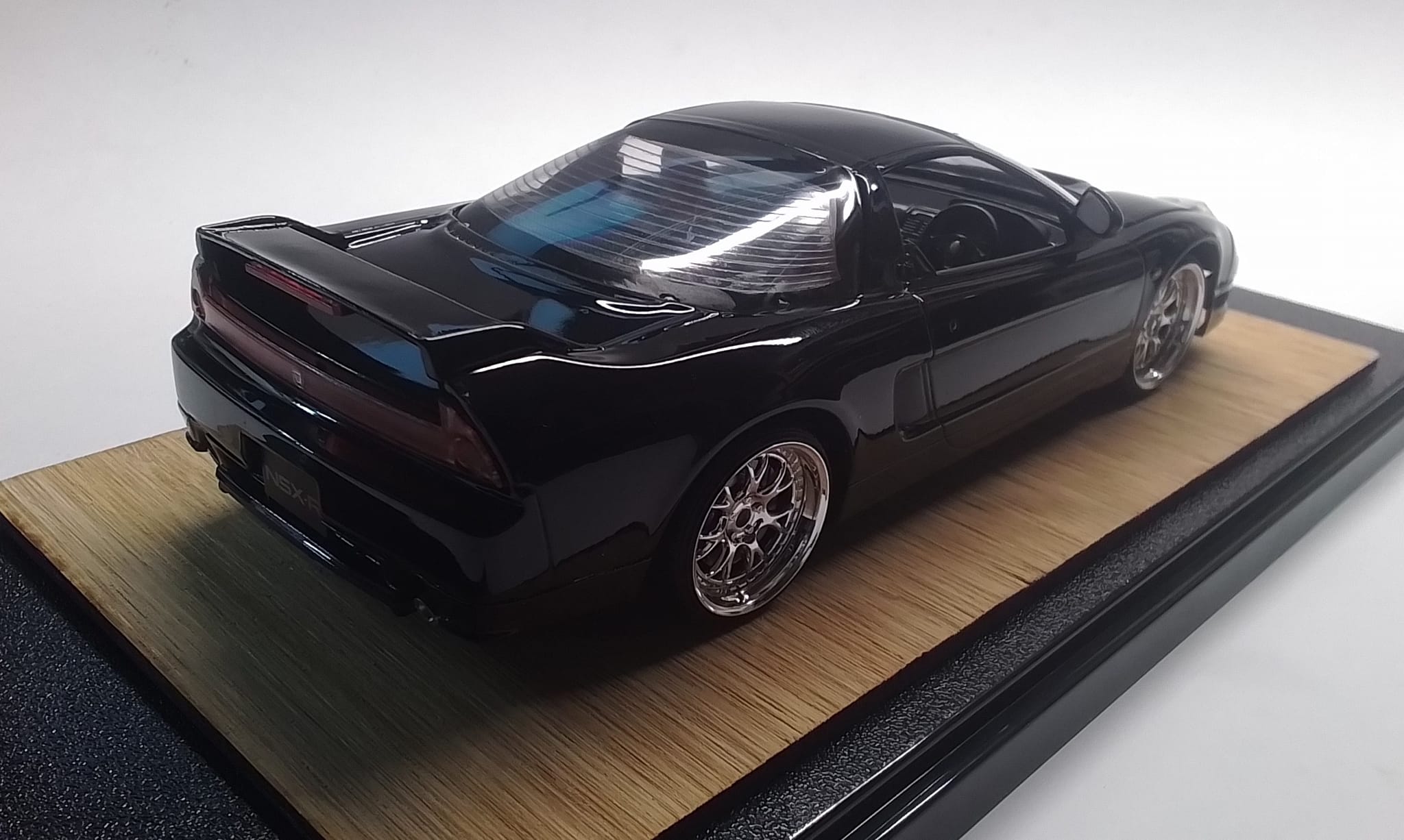 PRE ORDER : Honda Official Authorization TopArt 1/64 Honda NSX-R