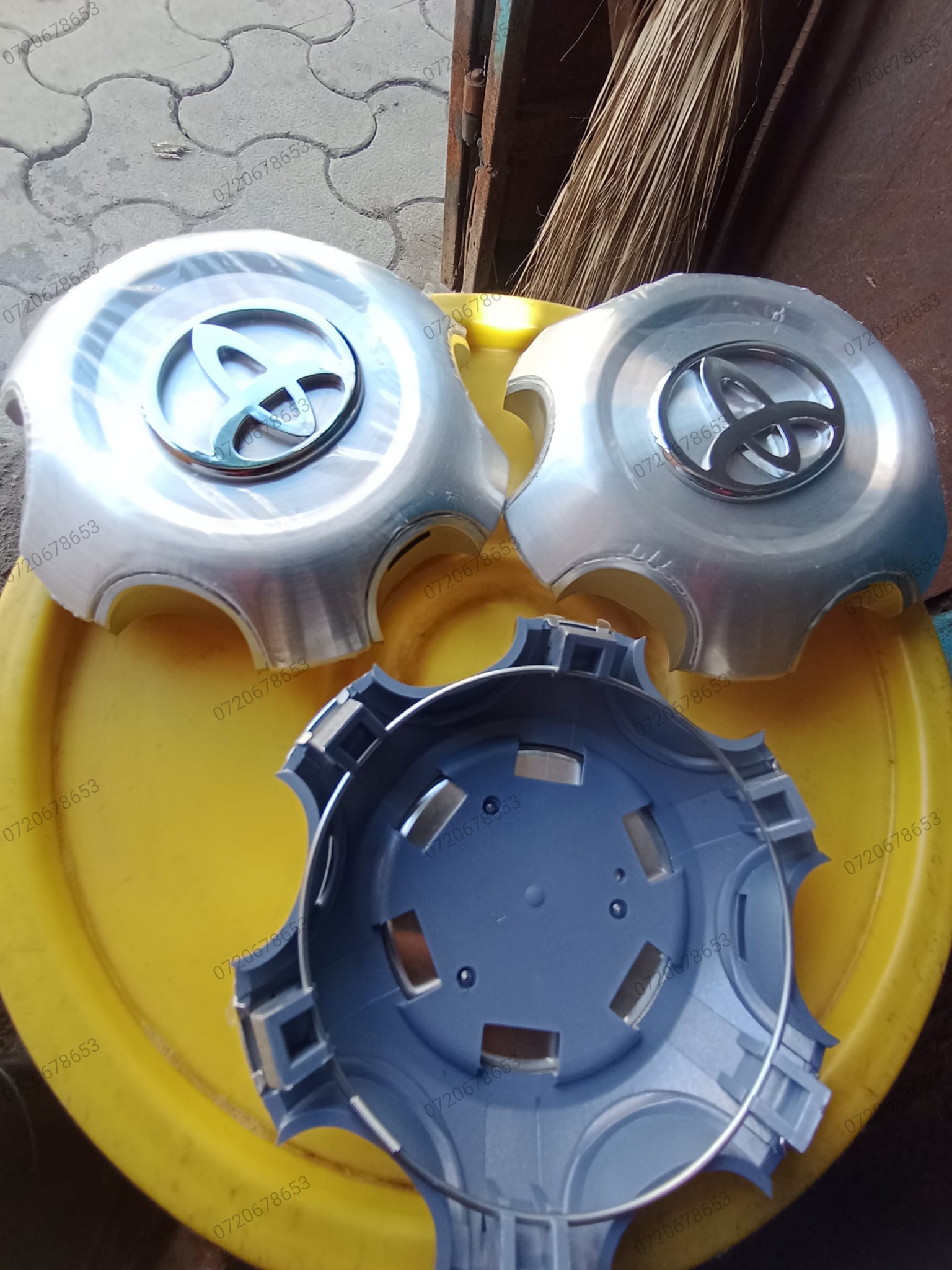 Wheel Center Caps for 2015 Cadillac CTS for sale