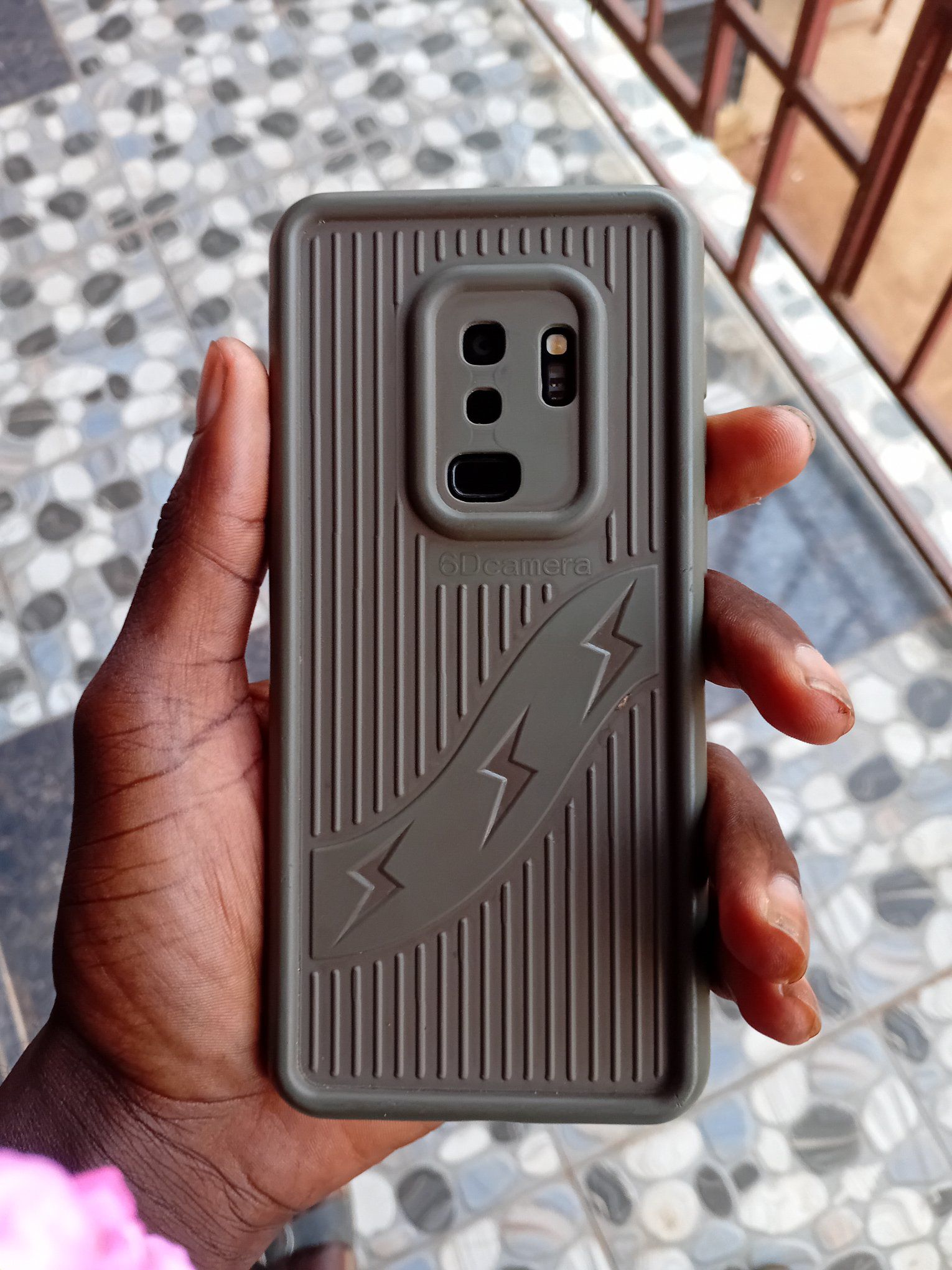 Sharp deal For serious Buyer Only Samsung S9plus For Sale No Crack