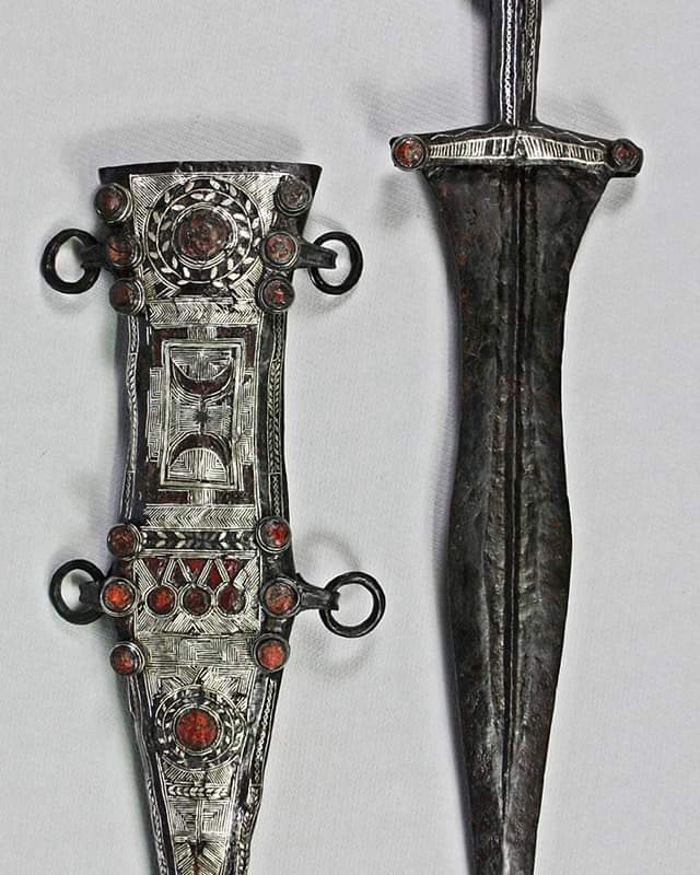 Services Archaeology and Heritage Association - This ornate dagger and ...