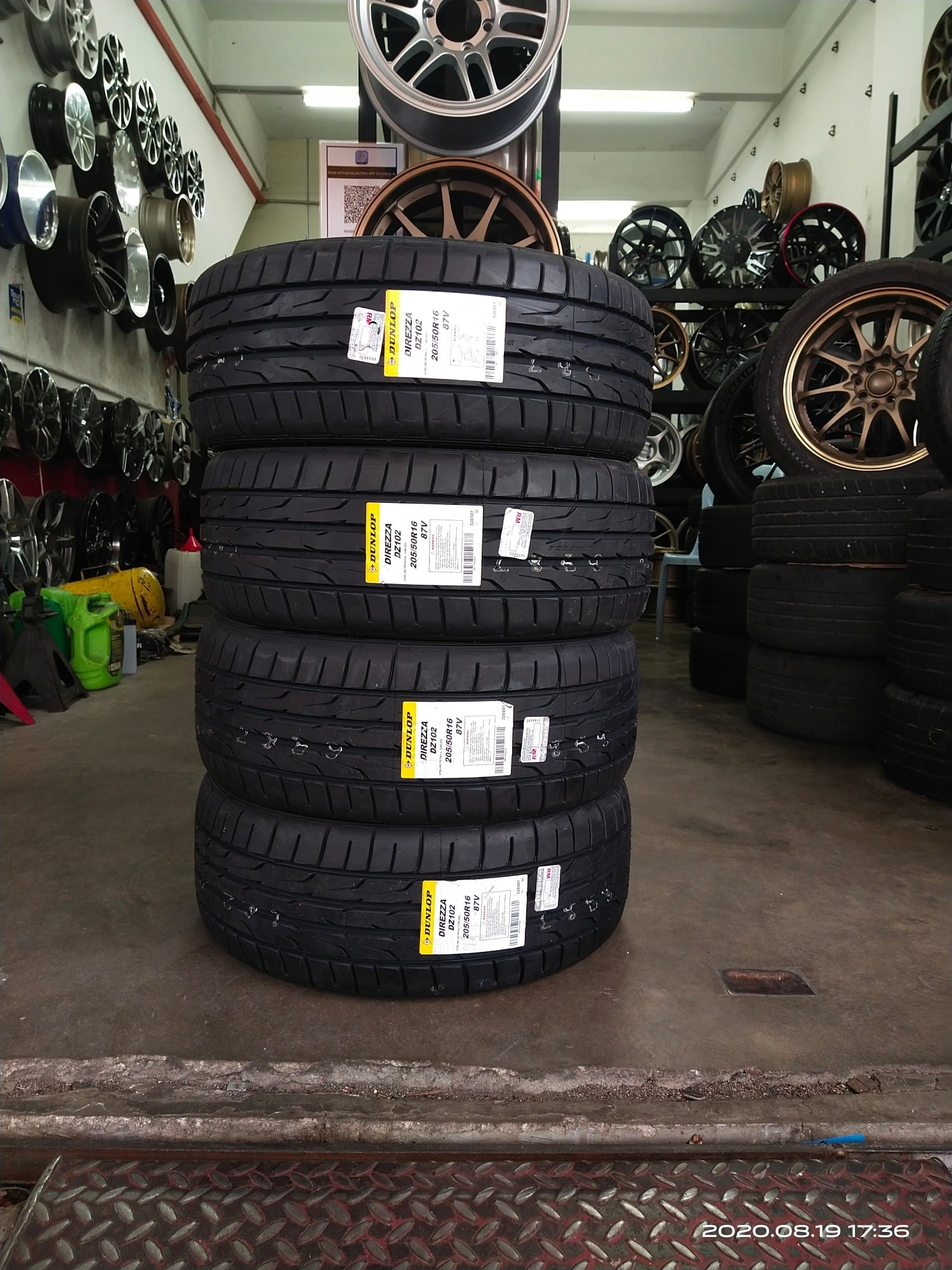 DUNLOP DIREZZA DZ102 205/50R16 Tq member support ????☺☺ new 