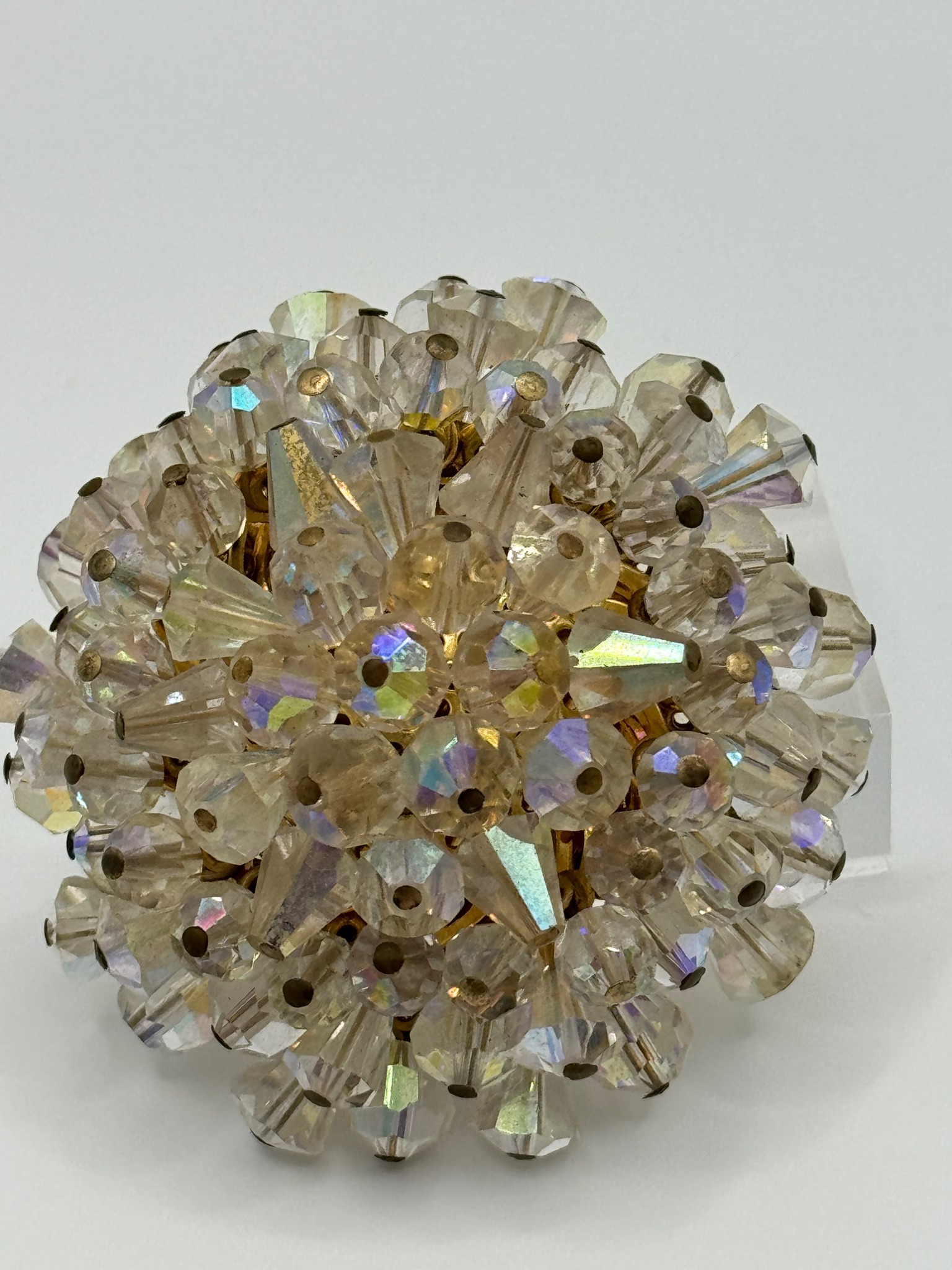 Vintage Elegance ~ Beautiful Alice Caviness filigree brooch 
