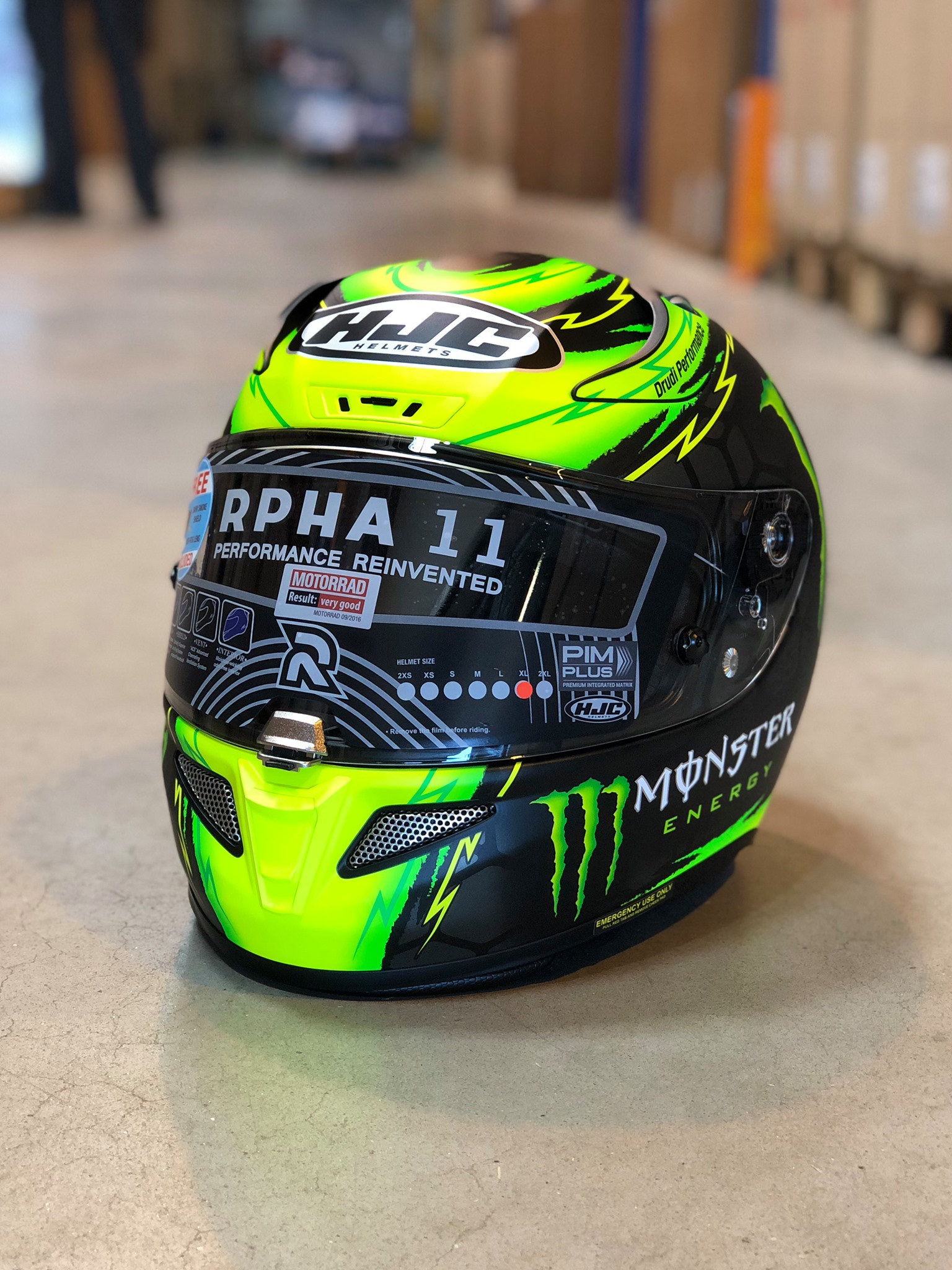 cal crutchlow helmet hjc RPHA 11 Pro Replica Black HJC HELMETS SIGNS CAL CRUTCHLOW