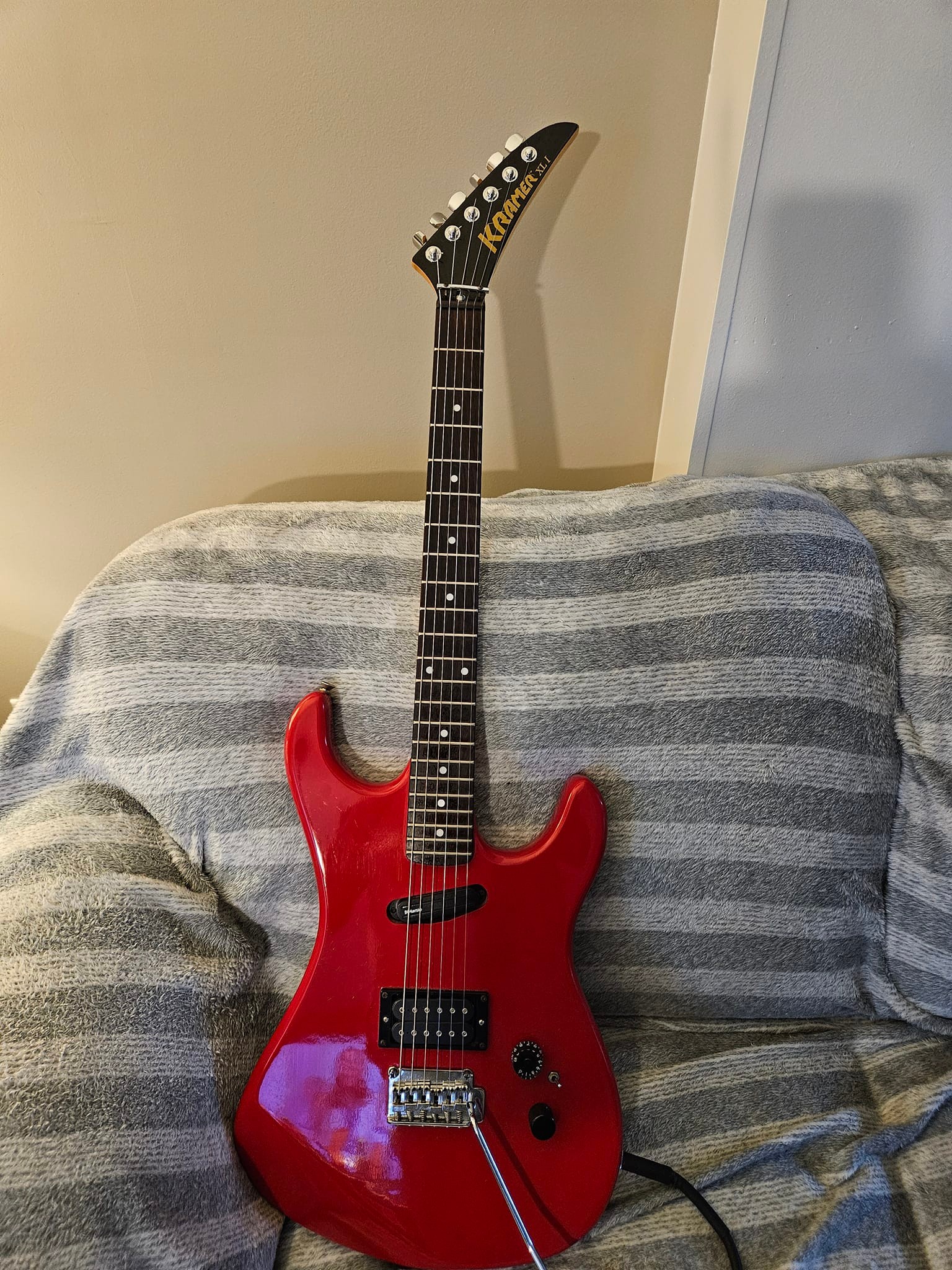 Remembering my first Kramer ZX20 guitar