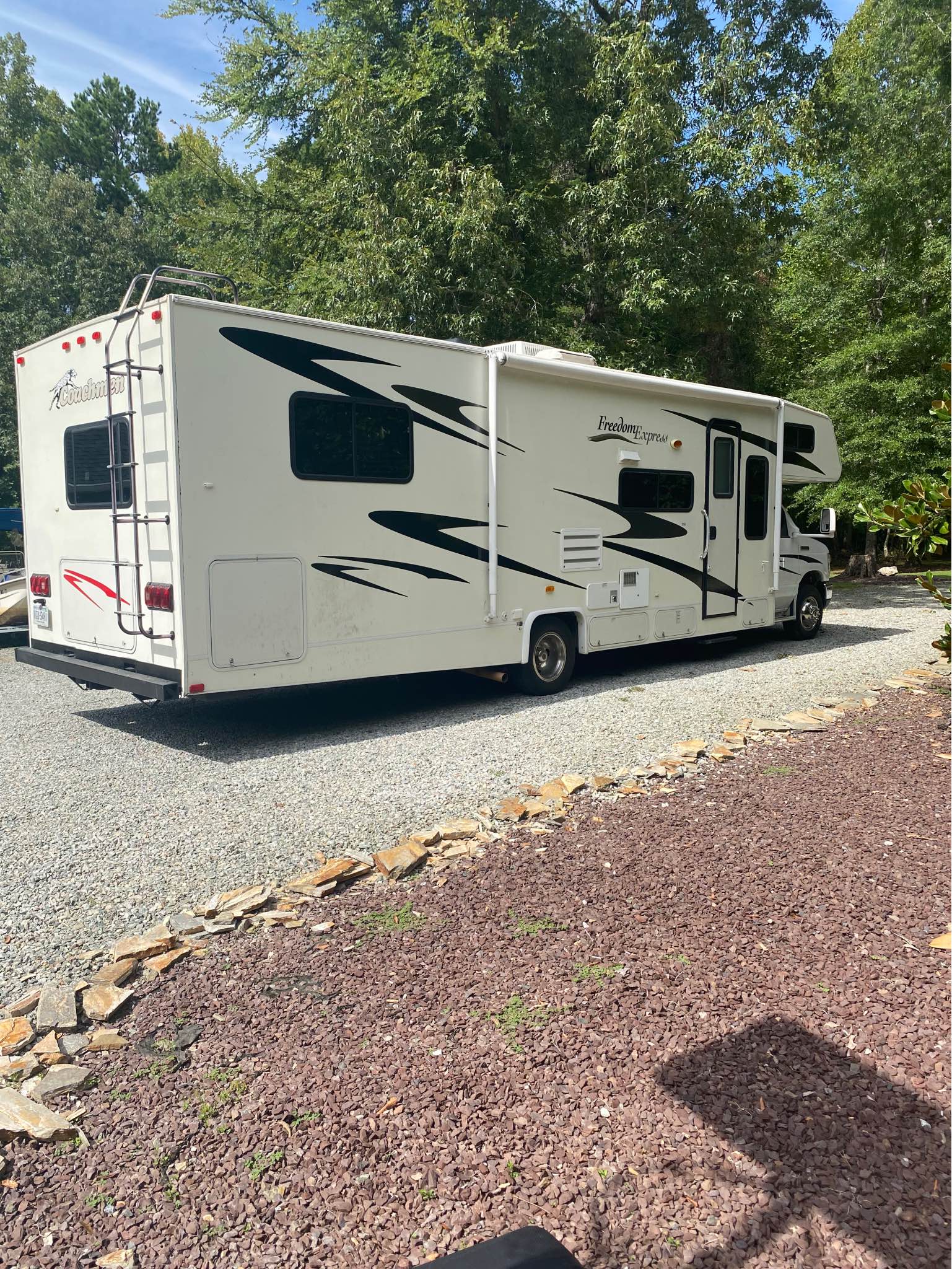 2009 Coachmen Express - RVs & Campers - Buffalo Junction, Virginia ...