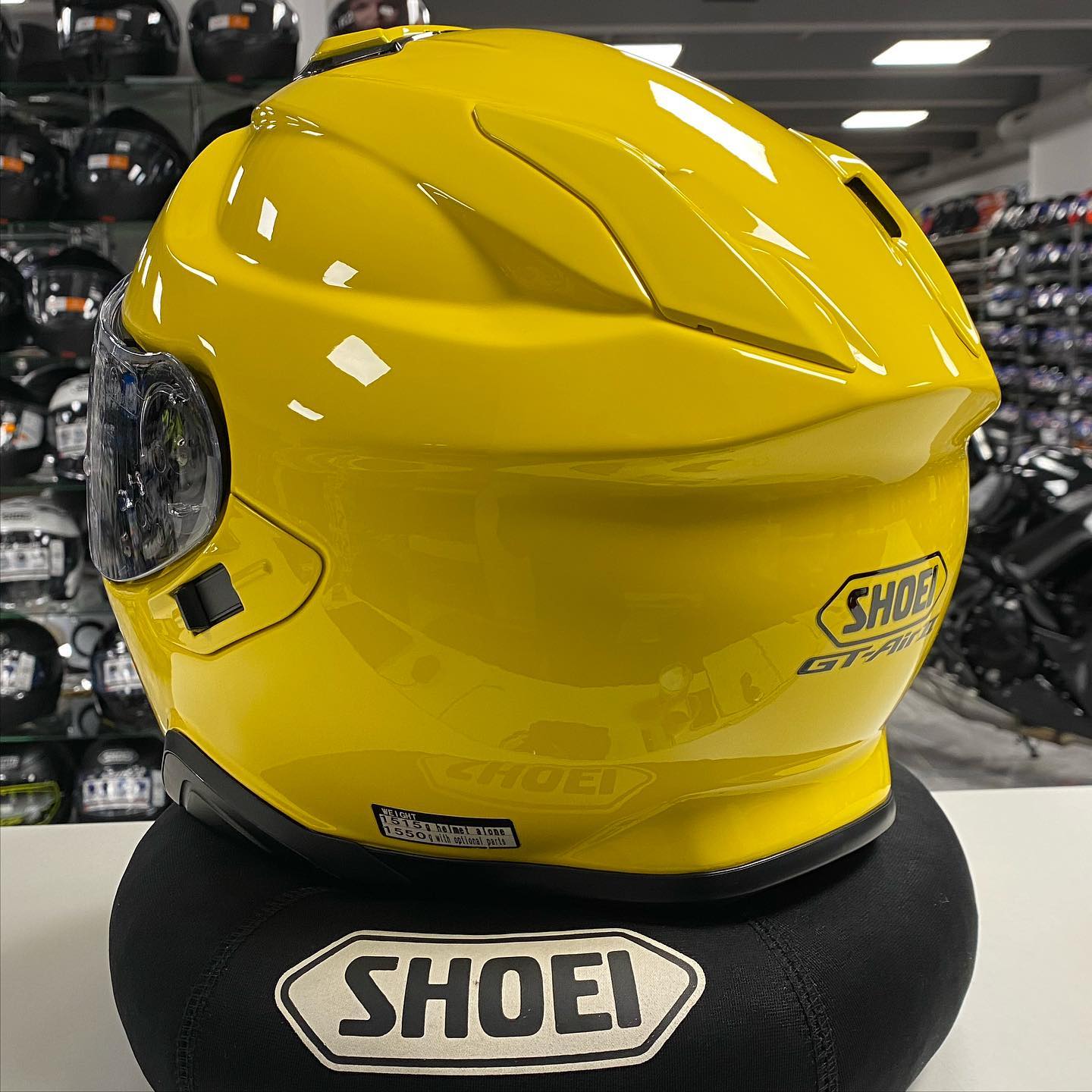 shoei gt air 2 brilliant yellow GT-Air 3 Helmet - Pearl Black The helmets aerodynamic design reduces wind noise Shoei GT Air 3 -