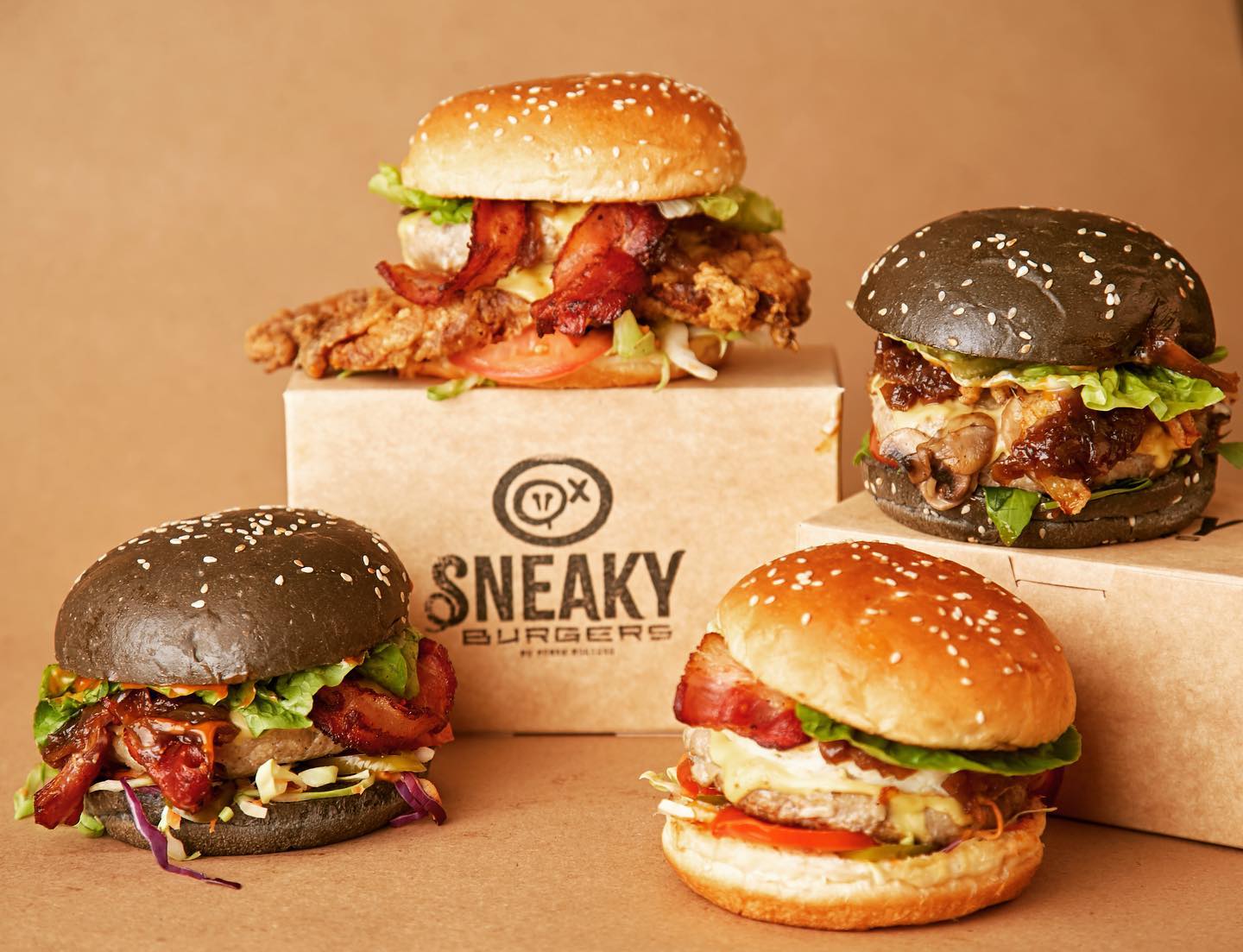 Sneaky Burgers - The usual suspects 🍔 L ️R #bacstab...