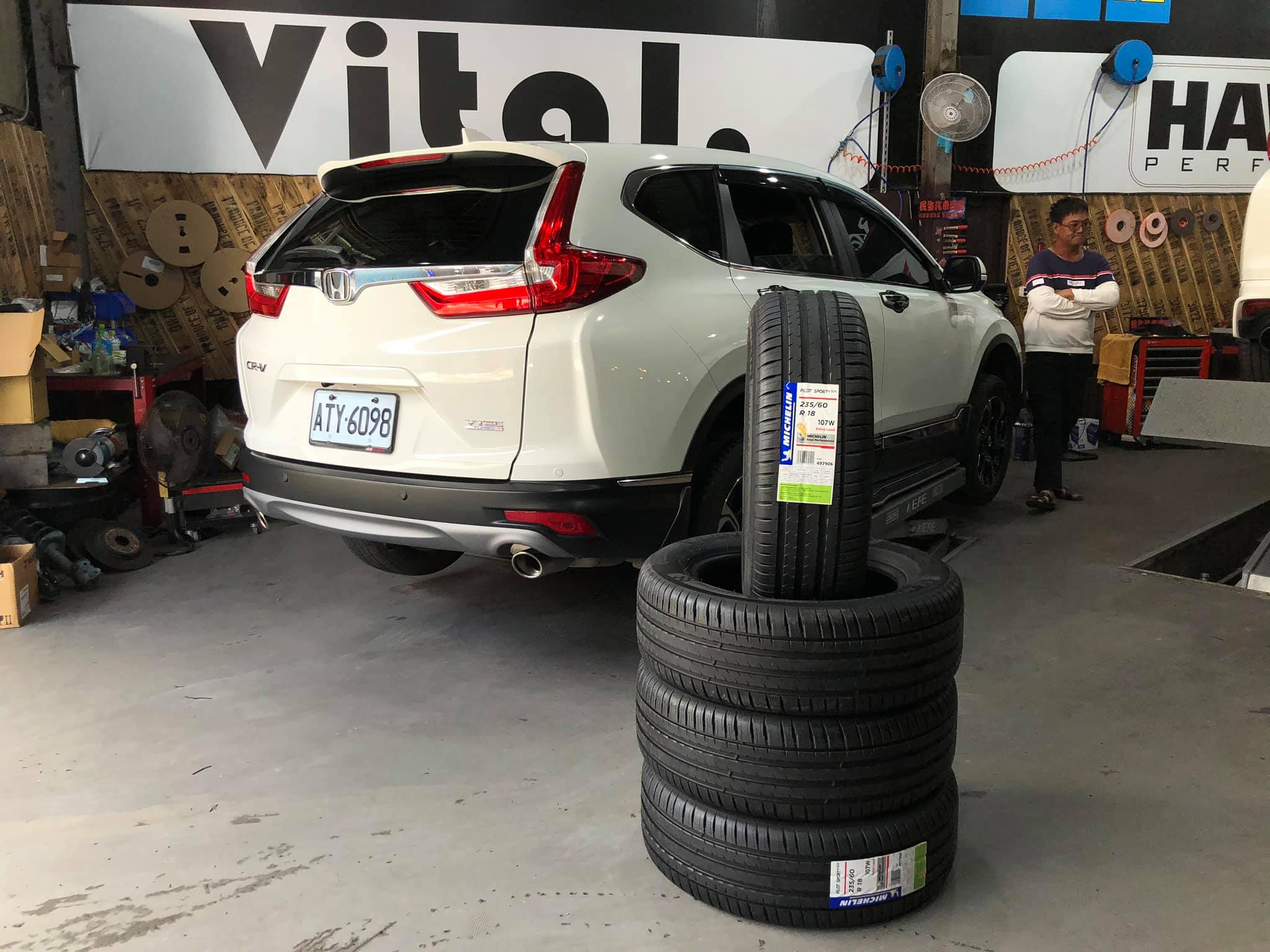 民生汽車澡堂 - 郎客啊 輪胎都磨平了要記得換啊 #MICHELIN PS4 SUV 235 60 R18... | Facebook