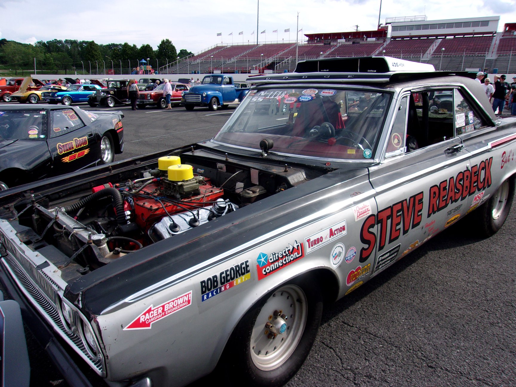 Brett Torino takes the 67' Hemi on a test drive with Mark.