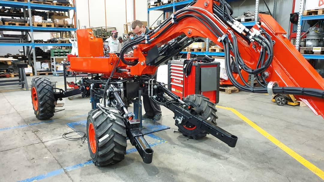 Euromach Srl - New project almost ready 🤩🤩 R25 4wd...