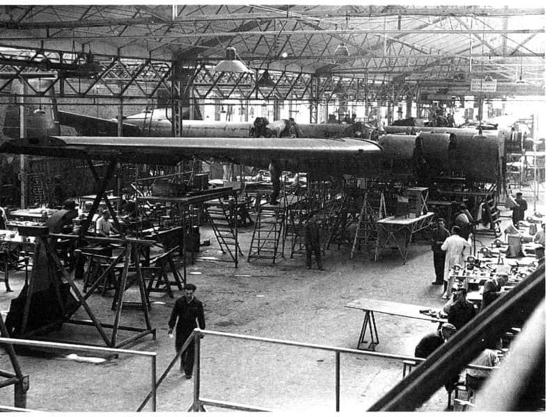 One of my favorites; the He 274. Images from various places. Main