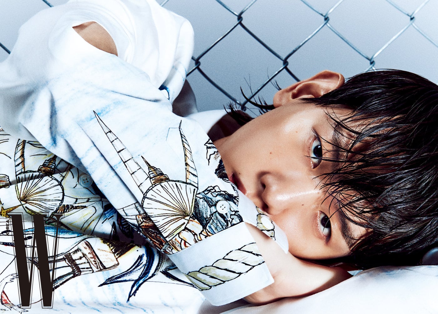 Baekhyun's China Photobook 'Stay' and 'Somewhere else' versions