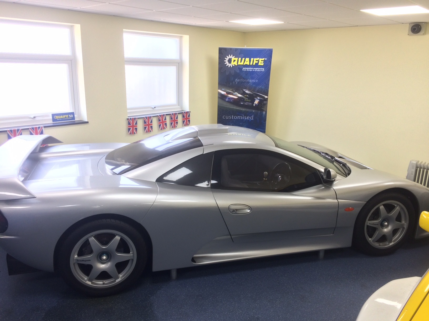 GT1 History - 1998 Quaife R4 GTS road car 🇬🇧 . 📷... | Facebook