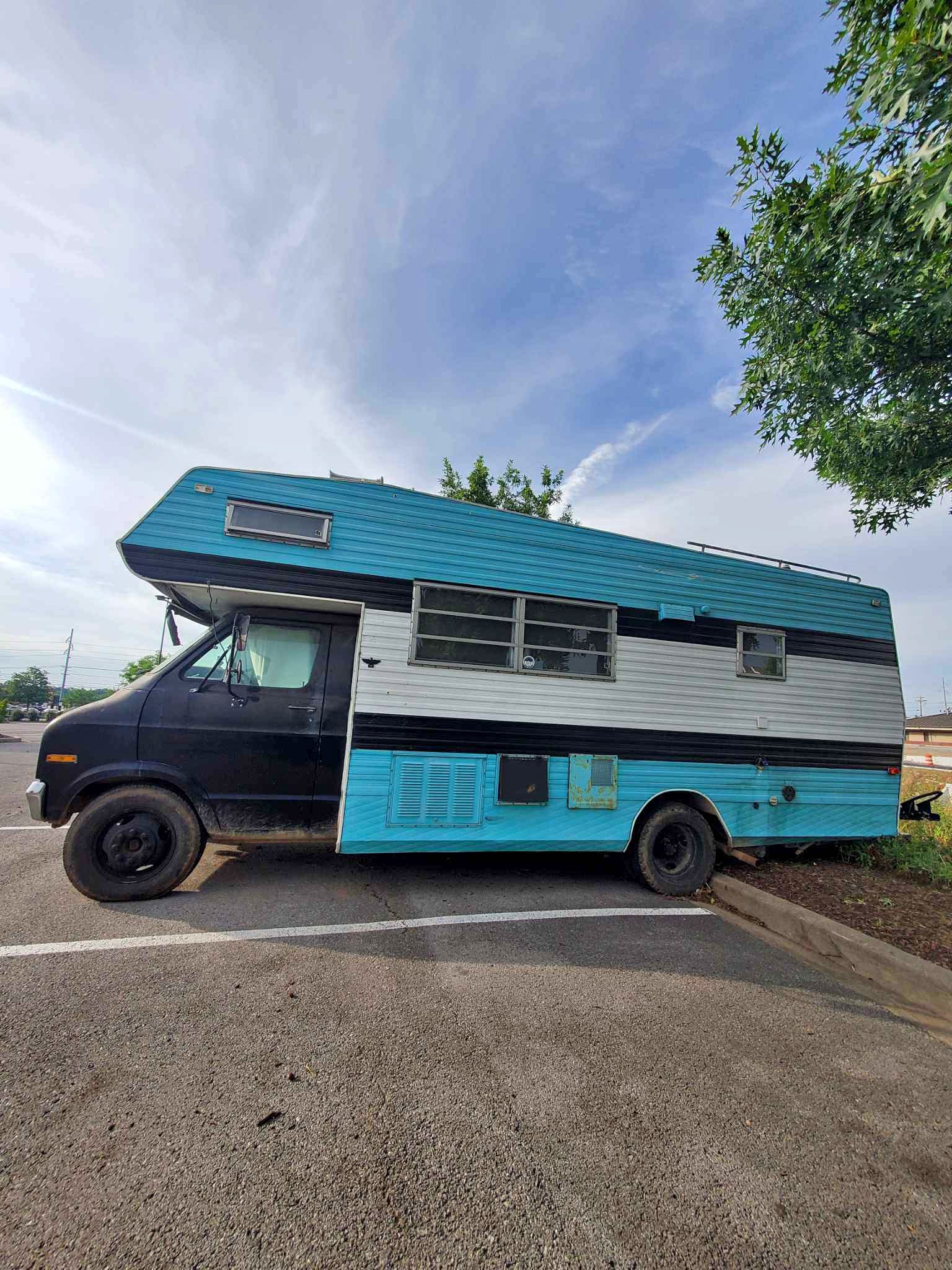 1976 Dodge sportsman