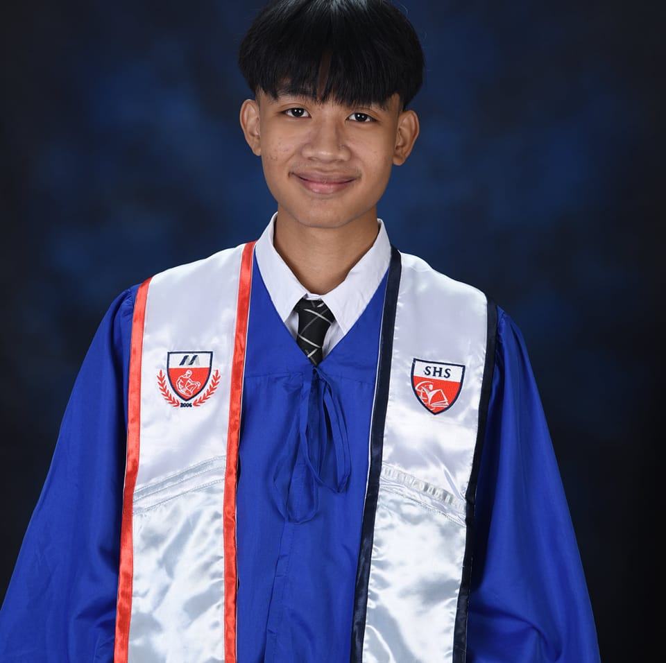 Derek Reyes