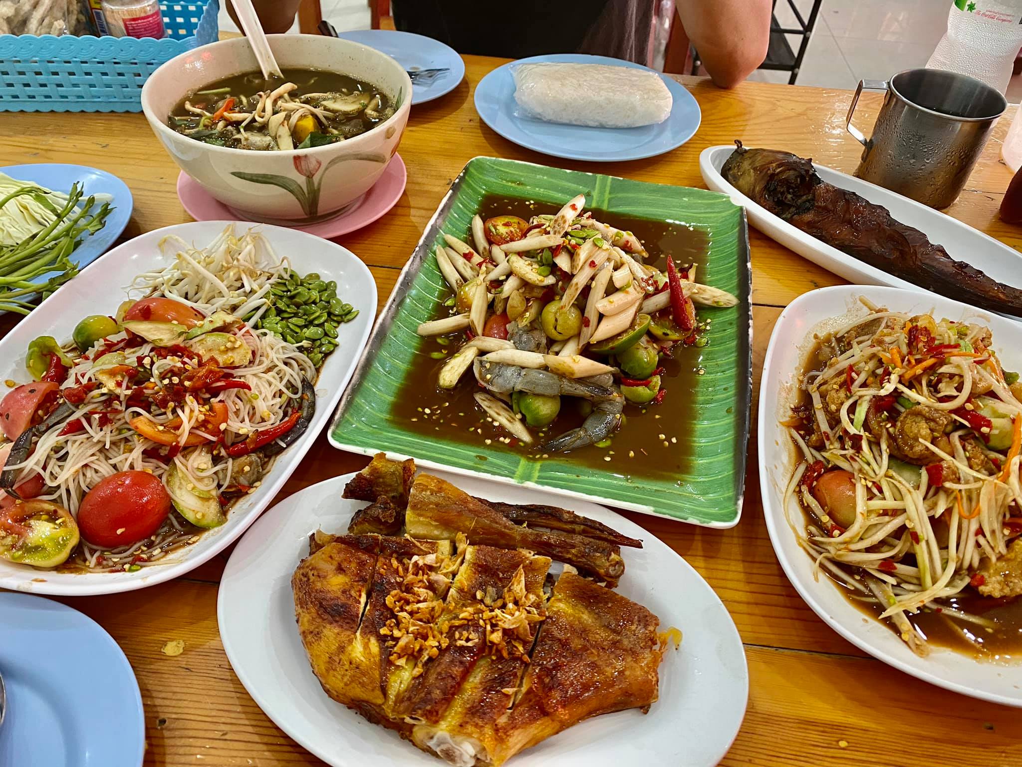 Prakaiphailin - ร้านส้มตำไหแตก เจ๊ไก่พัทยา ยืนหนึ่งเรื่องความนัว มา ...