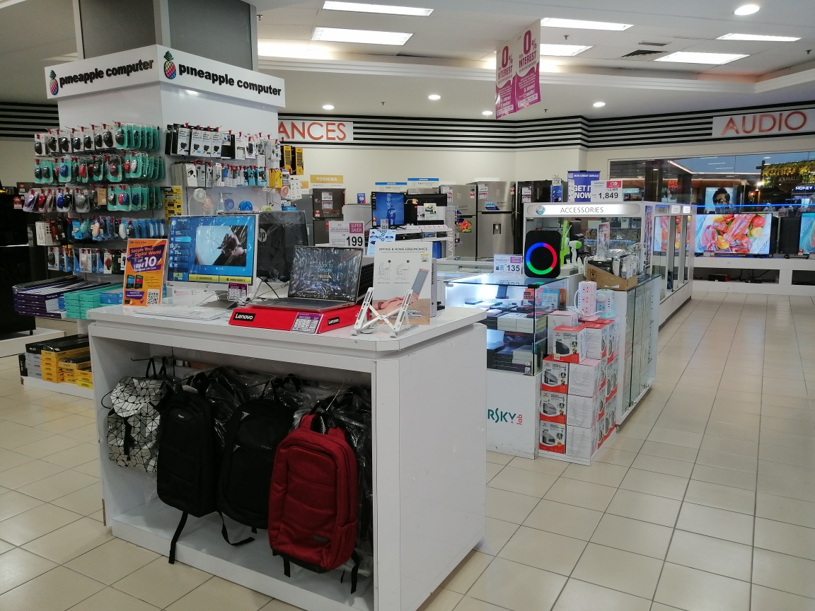 Pineapple Computer - Aeon IOI Puchong