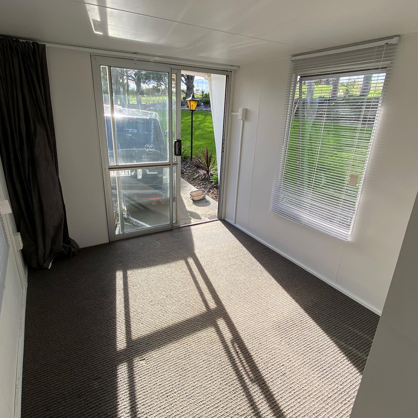 Redvale Rv - Check out this tiny home on wheels . Perfect...