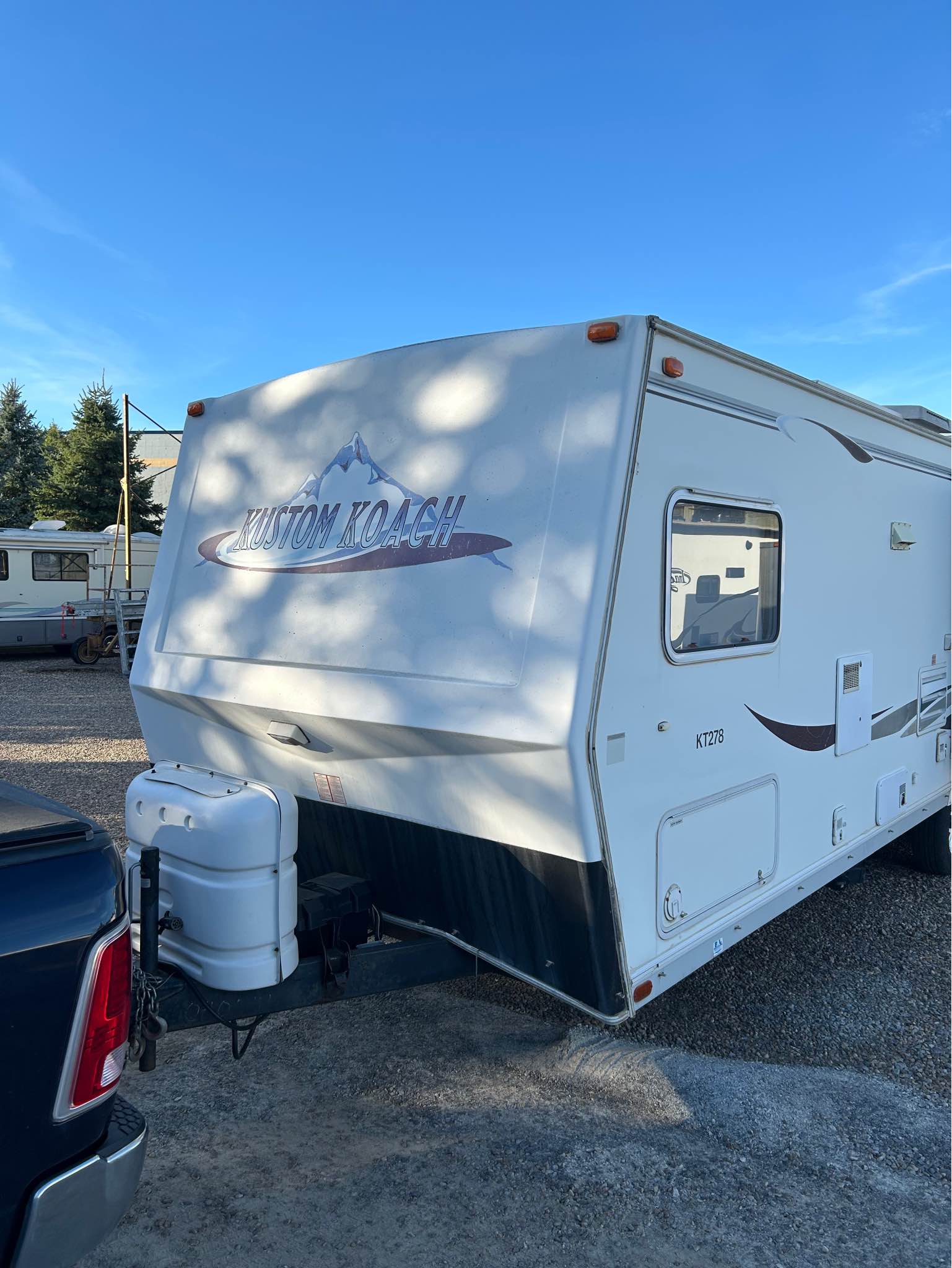 Travel Trailer. 2003 Kustom Koach KT278-31’. Bunk+Slide+Solar $10,500 ...