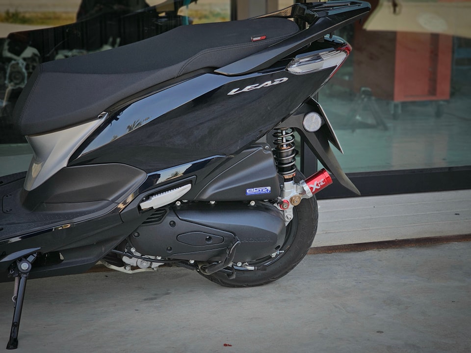 Honda​ Lead X2​ SL​ HL​ custom​ color 22500฿ 24500฿ (HL)