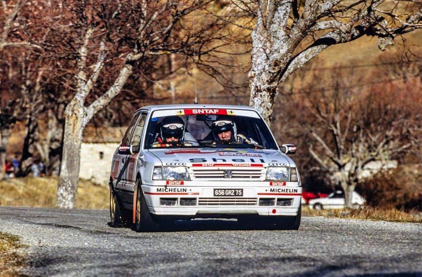 Modellino Auto Solido 1/18 Peugeot 205 GTI Lombard RAC Rally 1988 #111