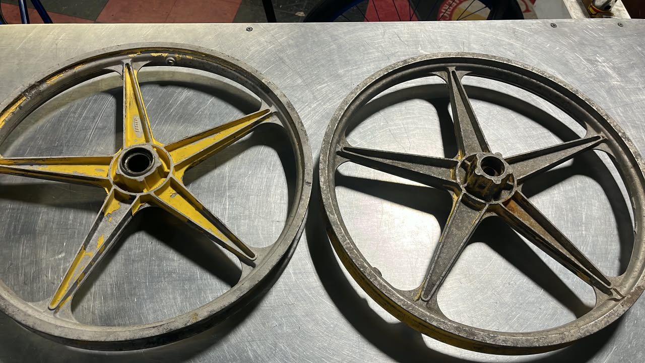 Very Nice coaster brake Lester mags …