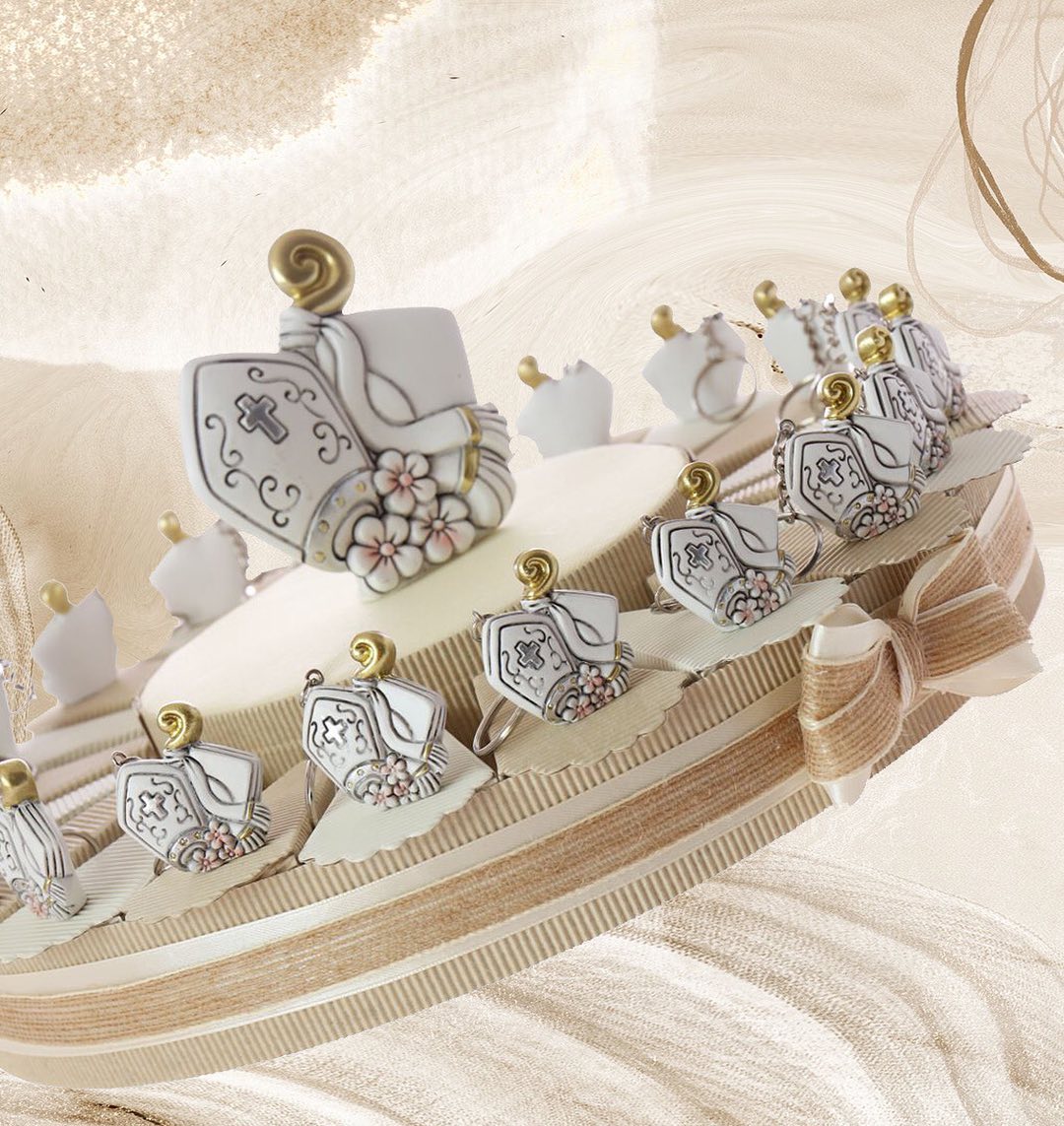 Sacchetto portaconfetti con portachiavi cappello papale - Mobilia Store