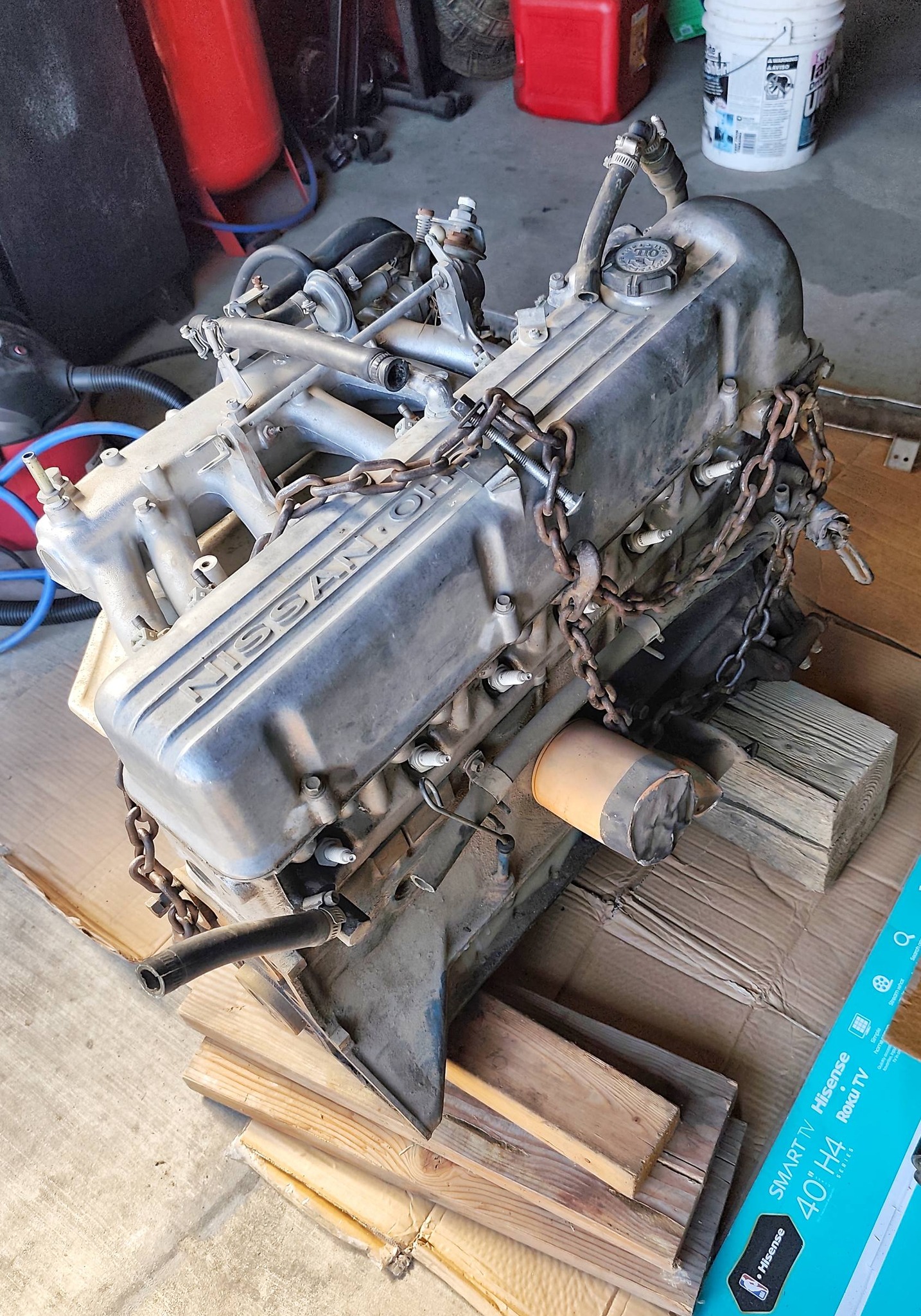 Power plant L28 N42 block E31 head with Mikuni 44's I believe