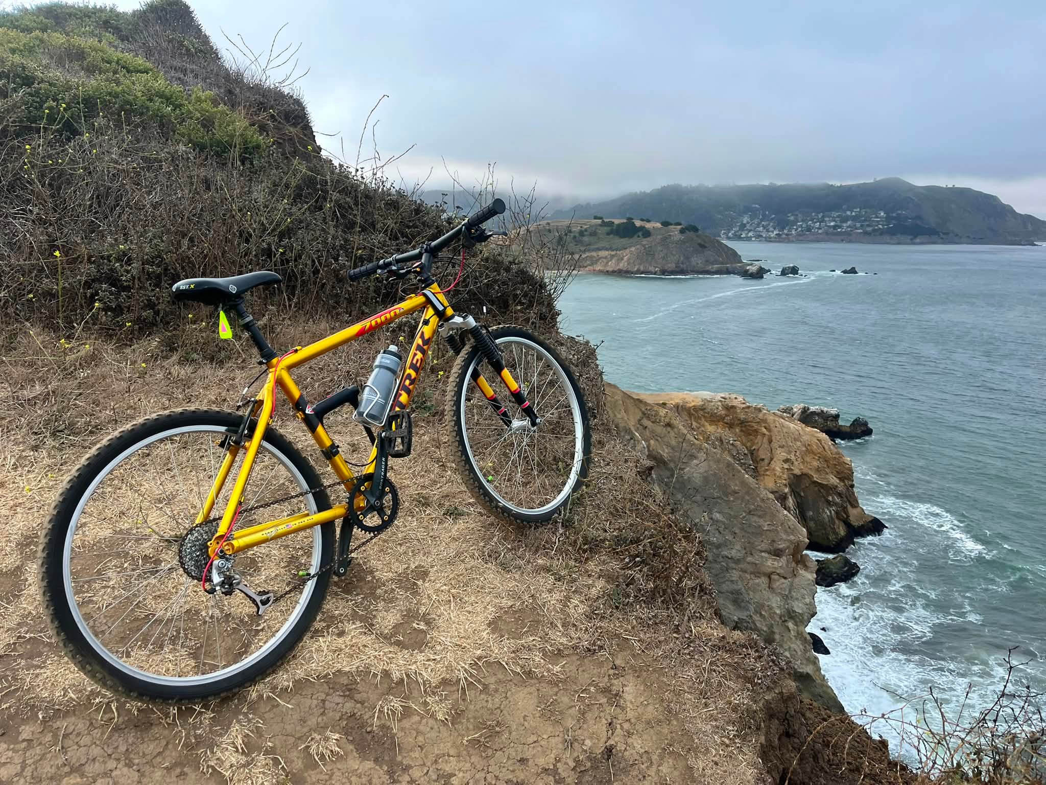 I'm new here, just sharing my 98 Trek 8000 zx 1x10 Shimano Deore