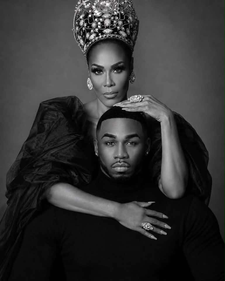 Necole Phillips - When you try to mind your business and... | Facebook