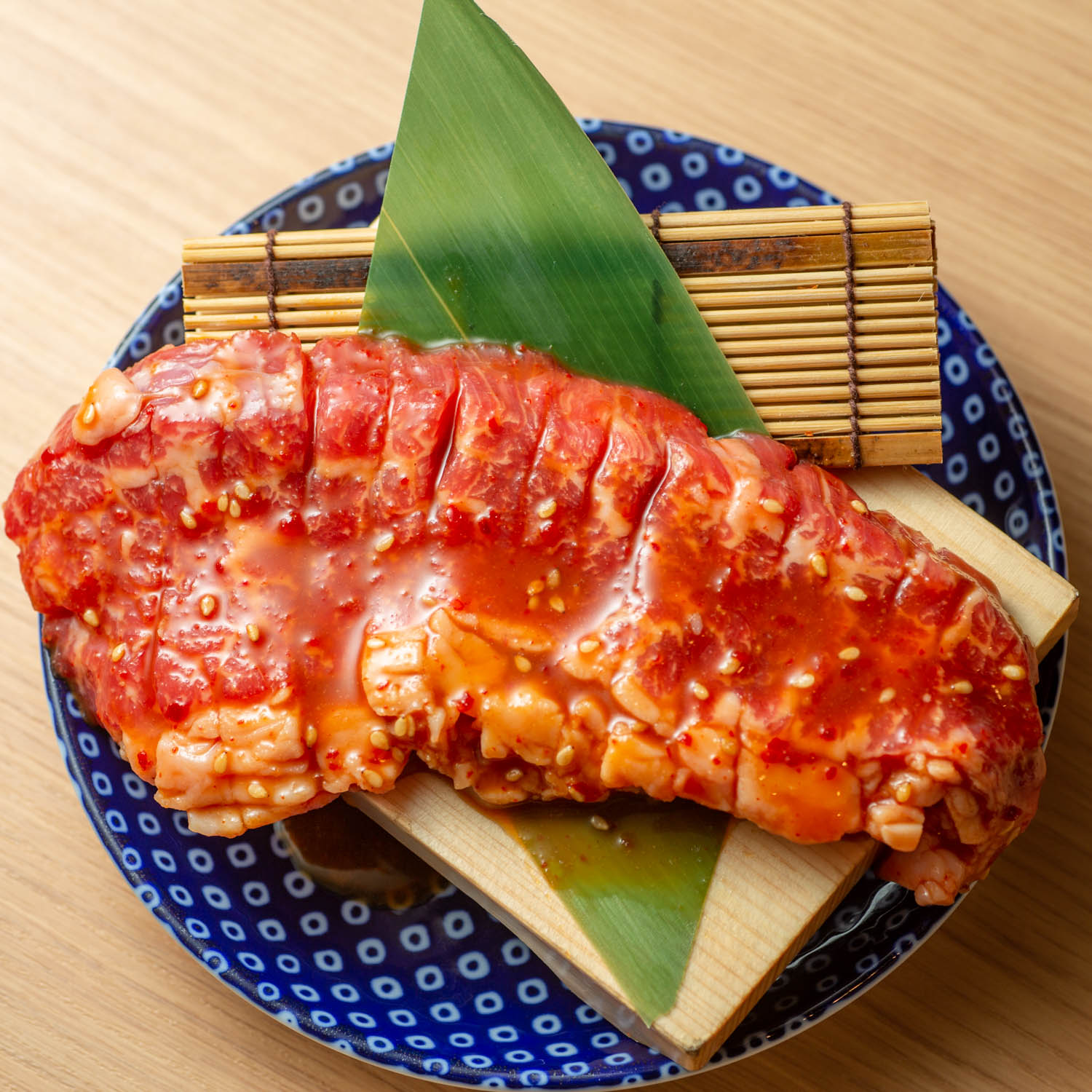 焼肉かるびとはらみ - 食べ応えも十分アリ👍 ️ 【名物】特選すだれ上カルビ🥩 店名にも入ってる自慢のカルビ😎🌟...