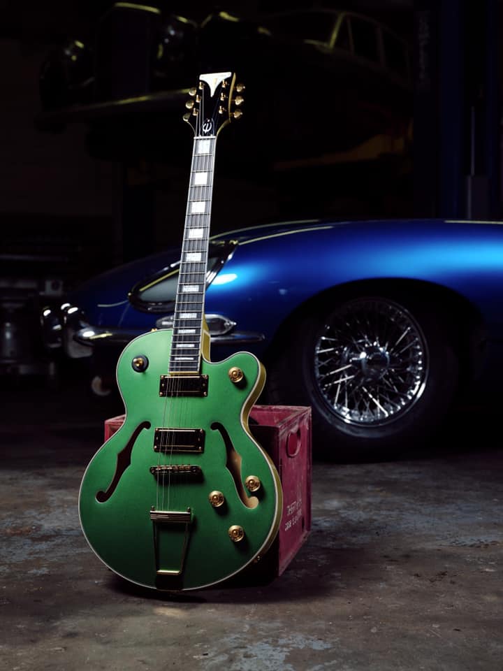 It's your LUCKY day! The Uptown Kat ES in Emerald Green Metallic