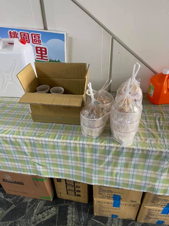 曹景雄小兒科診所 एक सप ल र कर