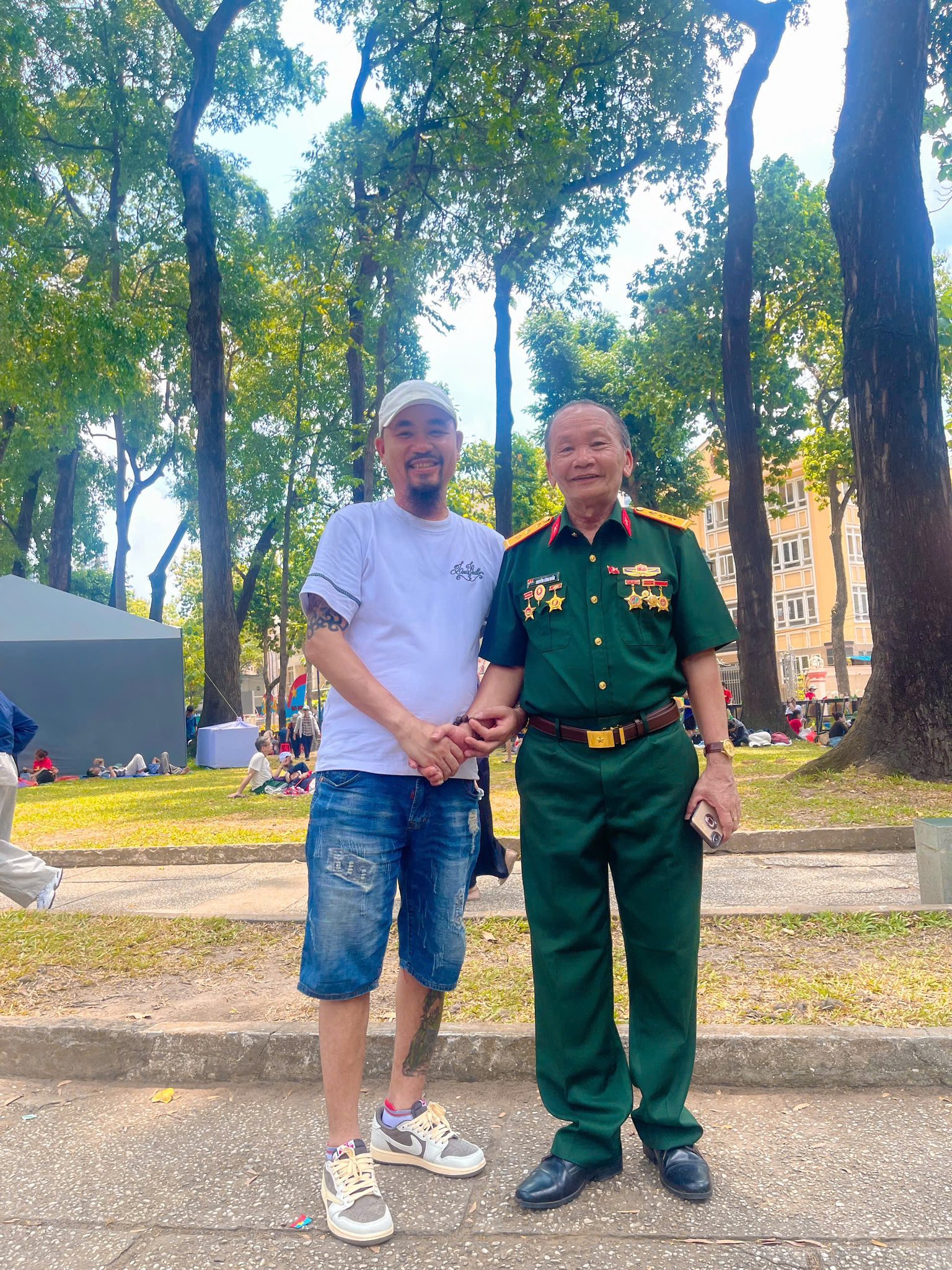 Ông Râu Ông Râu