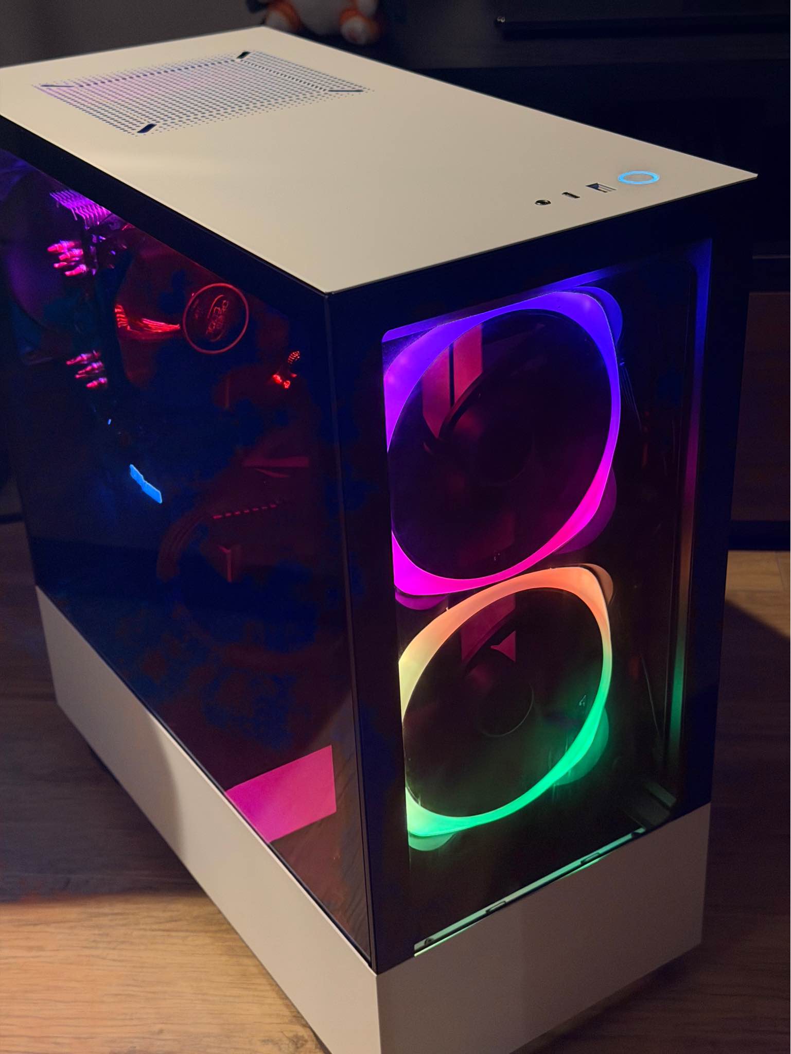 Gaming pc in good condition, works quiet GPU - RTX 2060 CPU - Core 