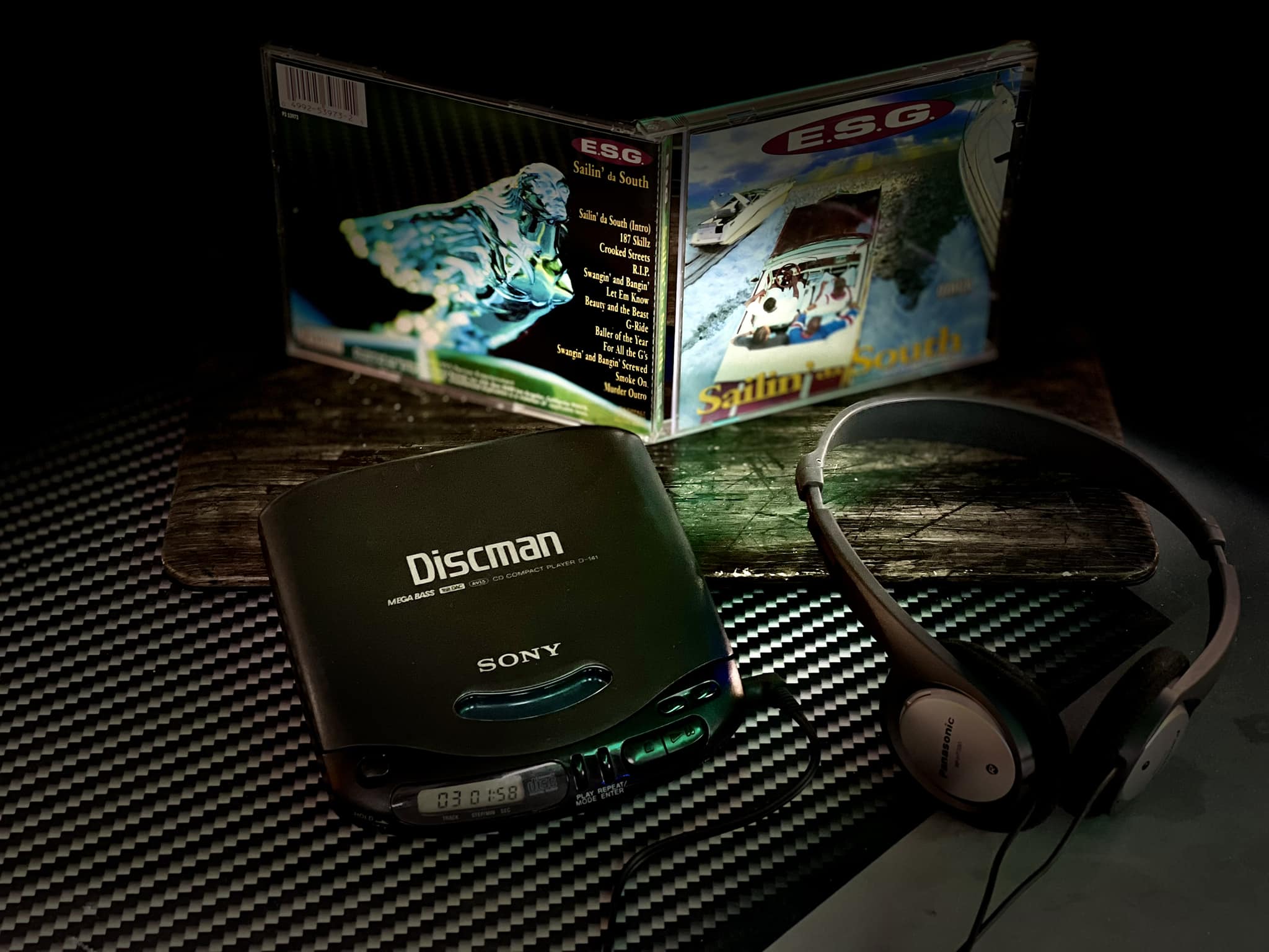 D3, SEQ-50, Fiio-E11. Sennheiser HD565, Chris Cables 'Curious