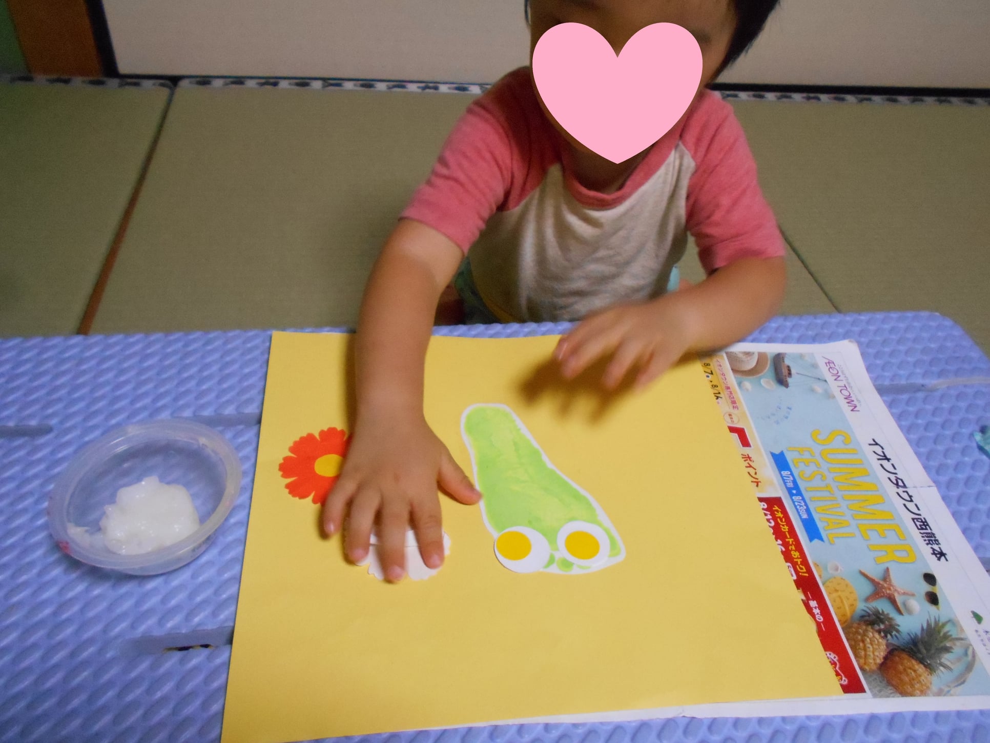 かみのごう保育園プチ 万国旗作り 第2弾です うさぎ組の子どもたちが秋の製作を兼ねて取り組んでくれました トン Facebook