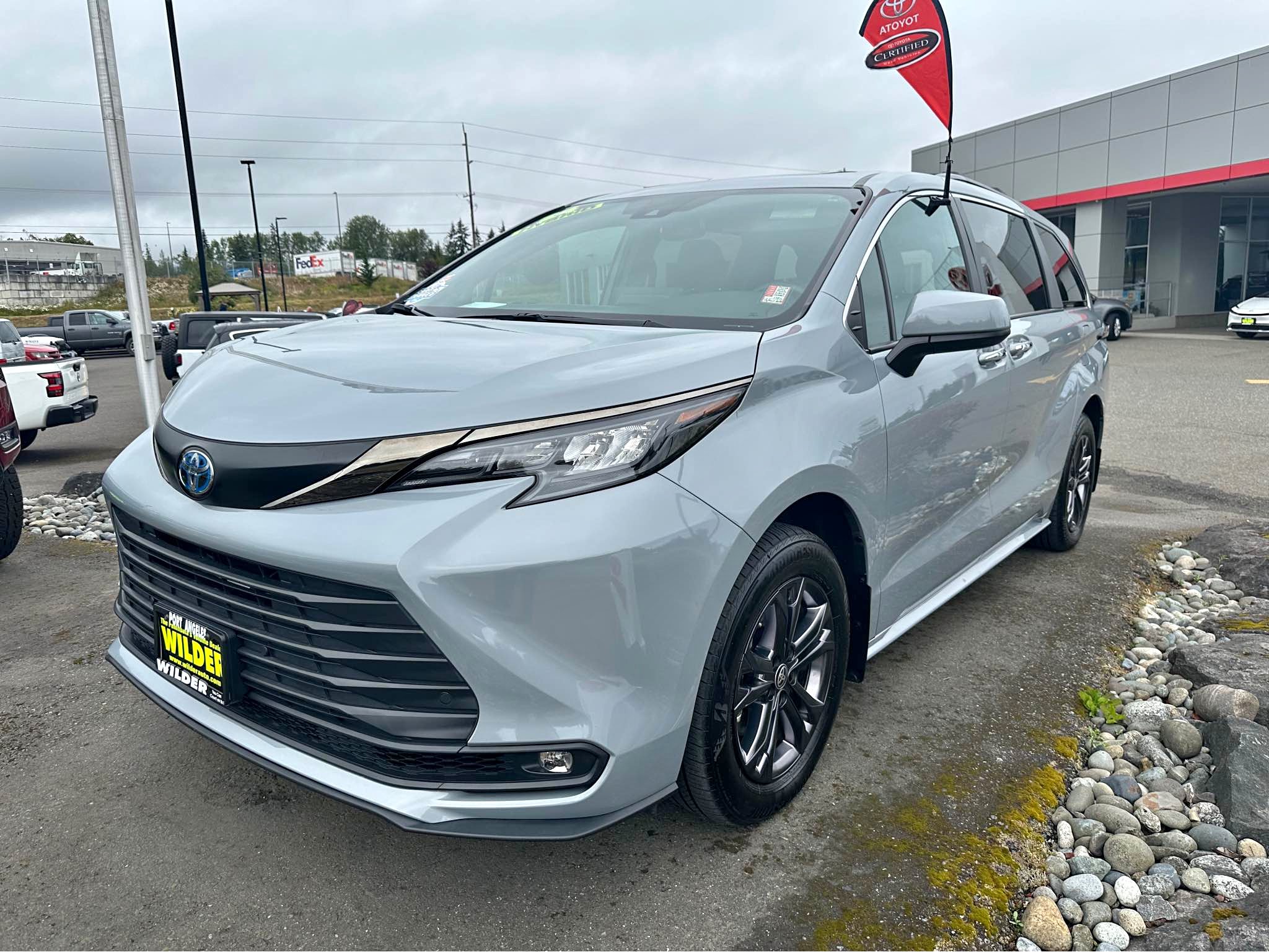 2024 Toyota Sienna · XLE Woodland Edition Minivan 4D