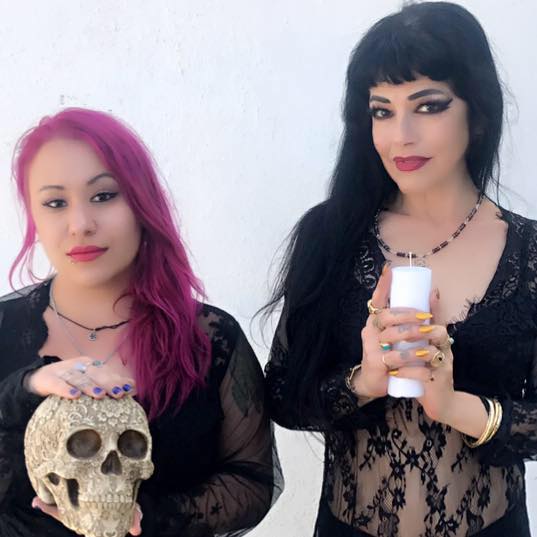 The dark goddess Vita Devoid is back for our first show of 2023 🍎 ...