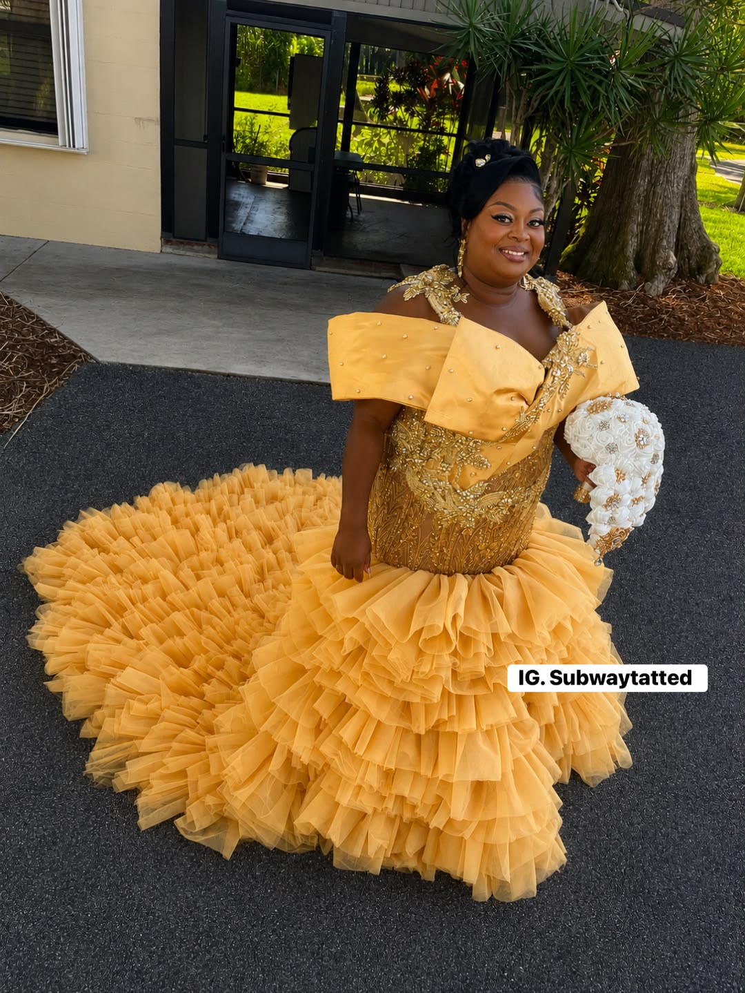 Golden Bride 👰🏾‍♀️ 💛🔥 2 in 1 dress made by ME & Poppie x Shameka Sewing Academy #Subswaytatted #Bride #WeddingDress #GoldDress