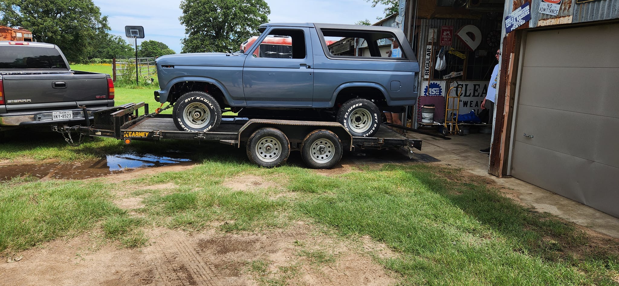 How To PROPERLY Remove And Replace 1980-1996 Ford Bronco Top