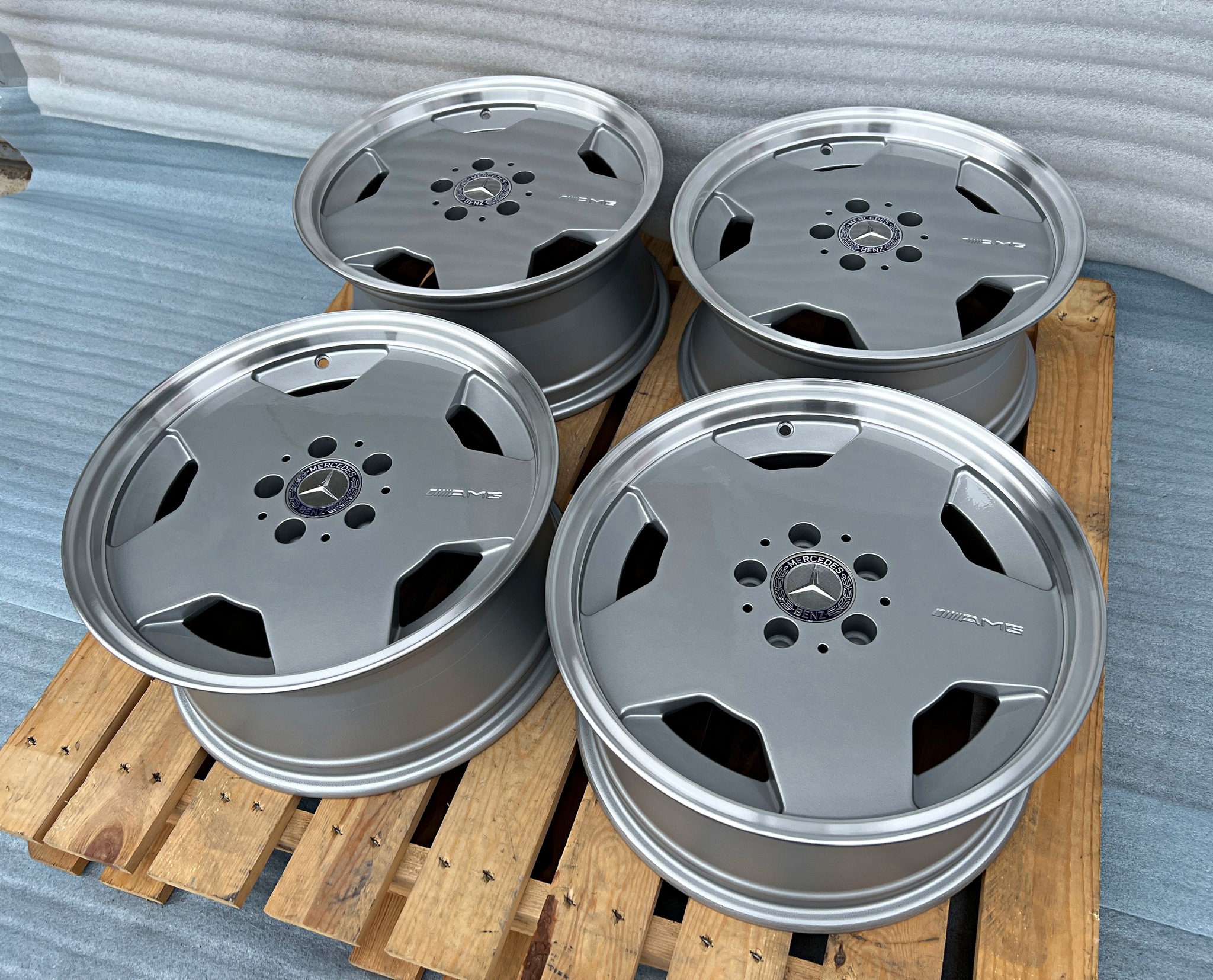 FOR SALE!! ?? AMG OZ 17