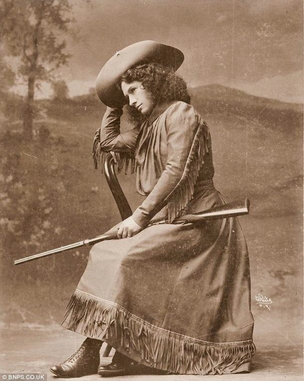Annie Oakley, 1903 (Colorized). #annieoakley