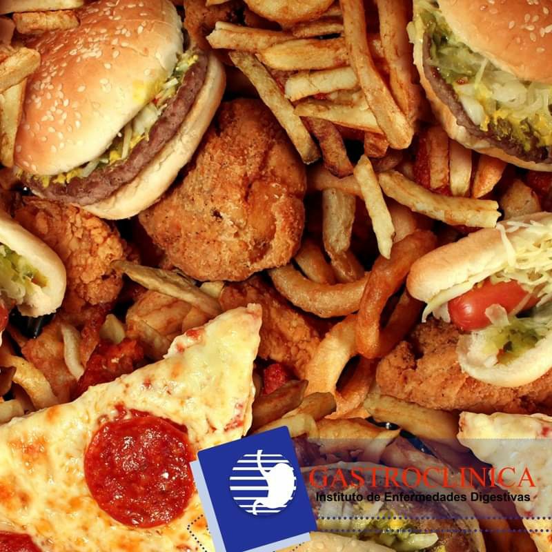 Gastroclinica SV - PROBLEMAS DIGESTIVOS AL COMER COMIDA CHATARRA. Las ...