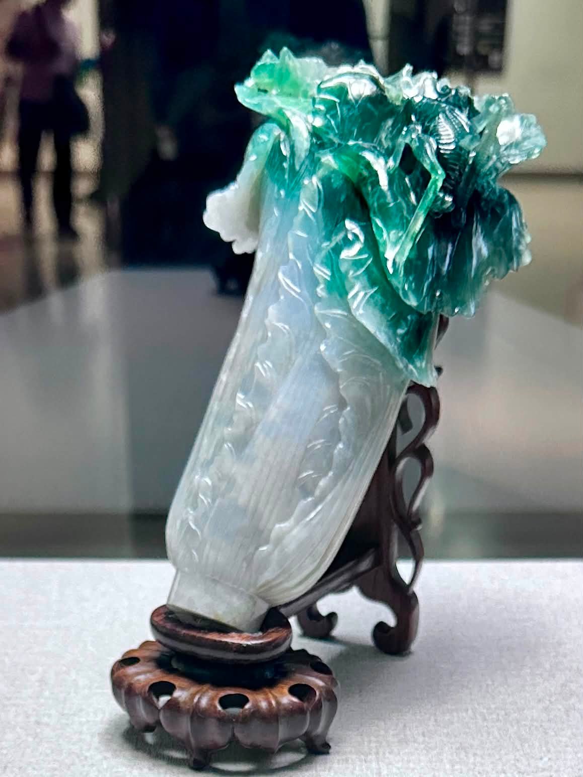 南北故宮 國寳薈萃 A GATHERING OF TREASURES IN THE NATIONAL PALACE