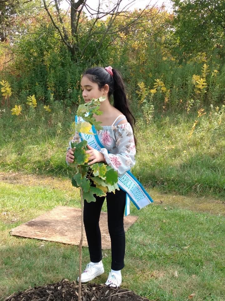 Miss Junior North America... Little Earth International