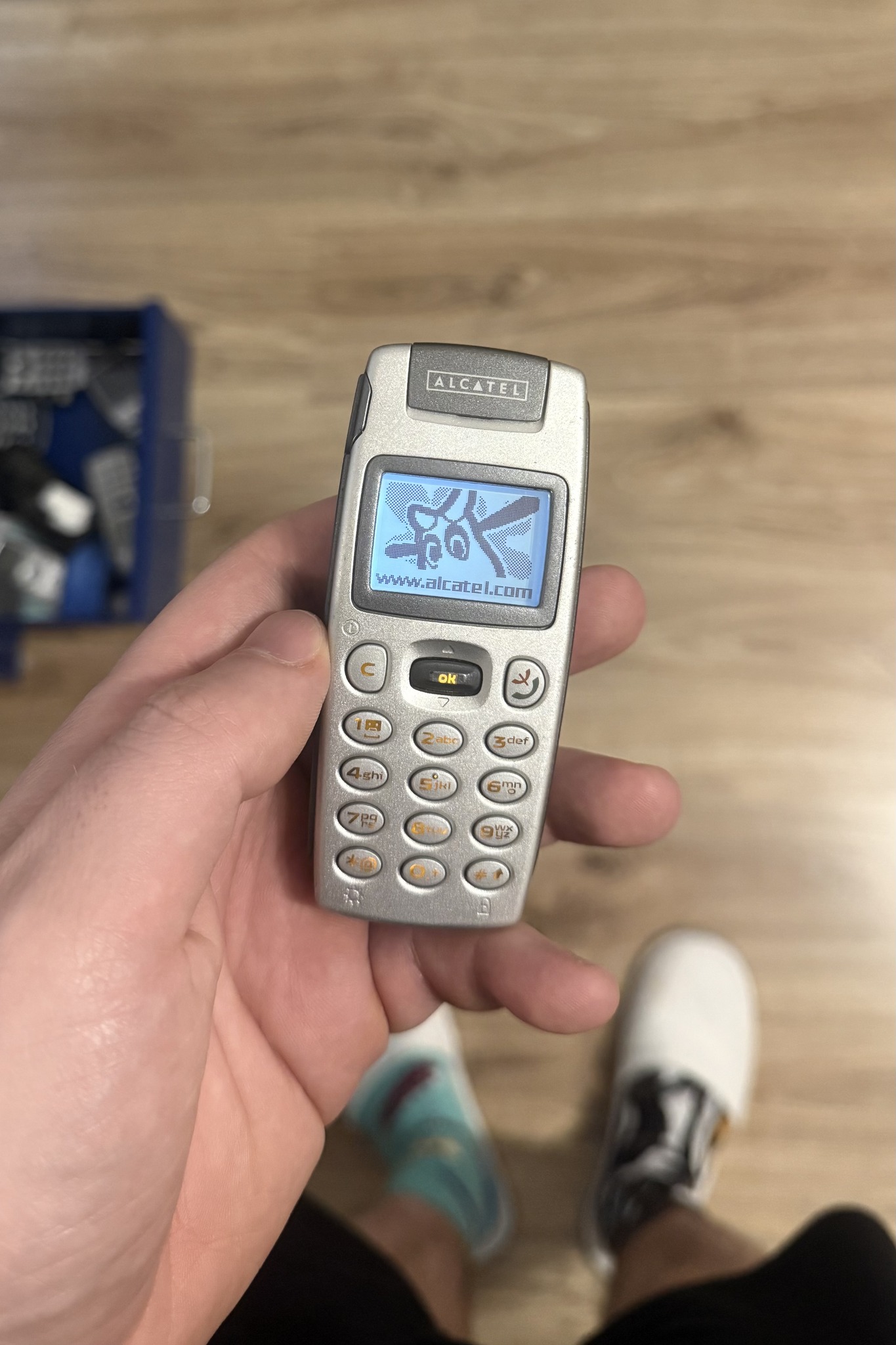 その他 No.61 What is the Alcatel 512 network code?