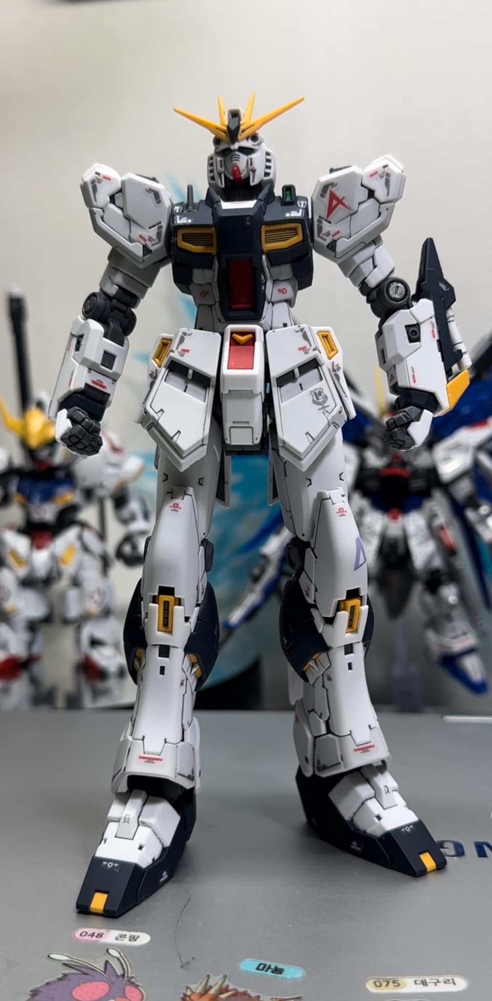 RX-93-V2 HI-V Gundam E.F.S.F. (Londo Bell Unit) Amuro Ray's Mobile